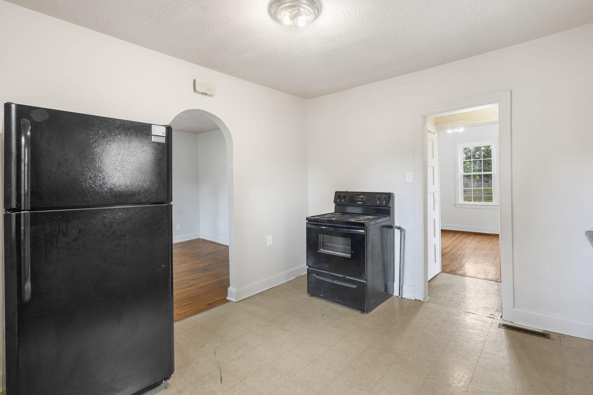 2500 West Mount Vernon Street Property Photo 9