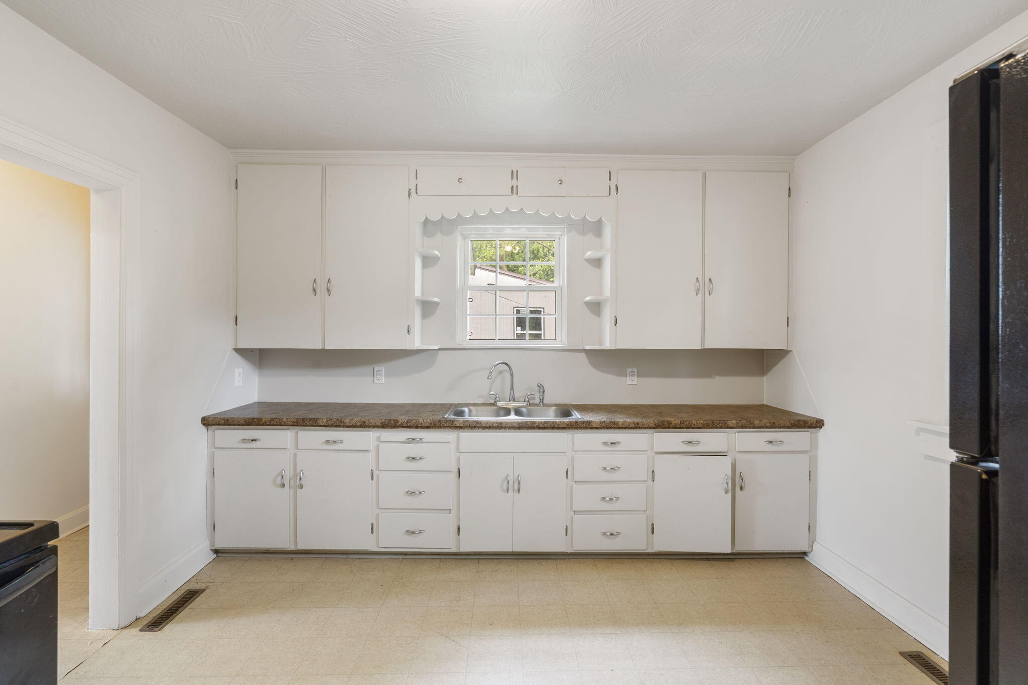 2500 West Mount Vernon Street Property Photo 11