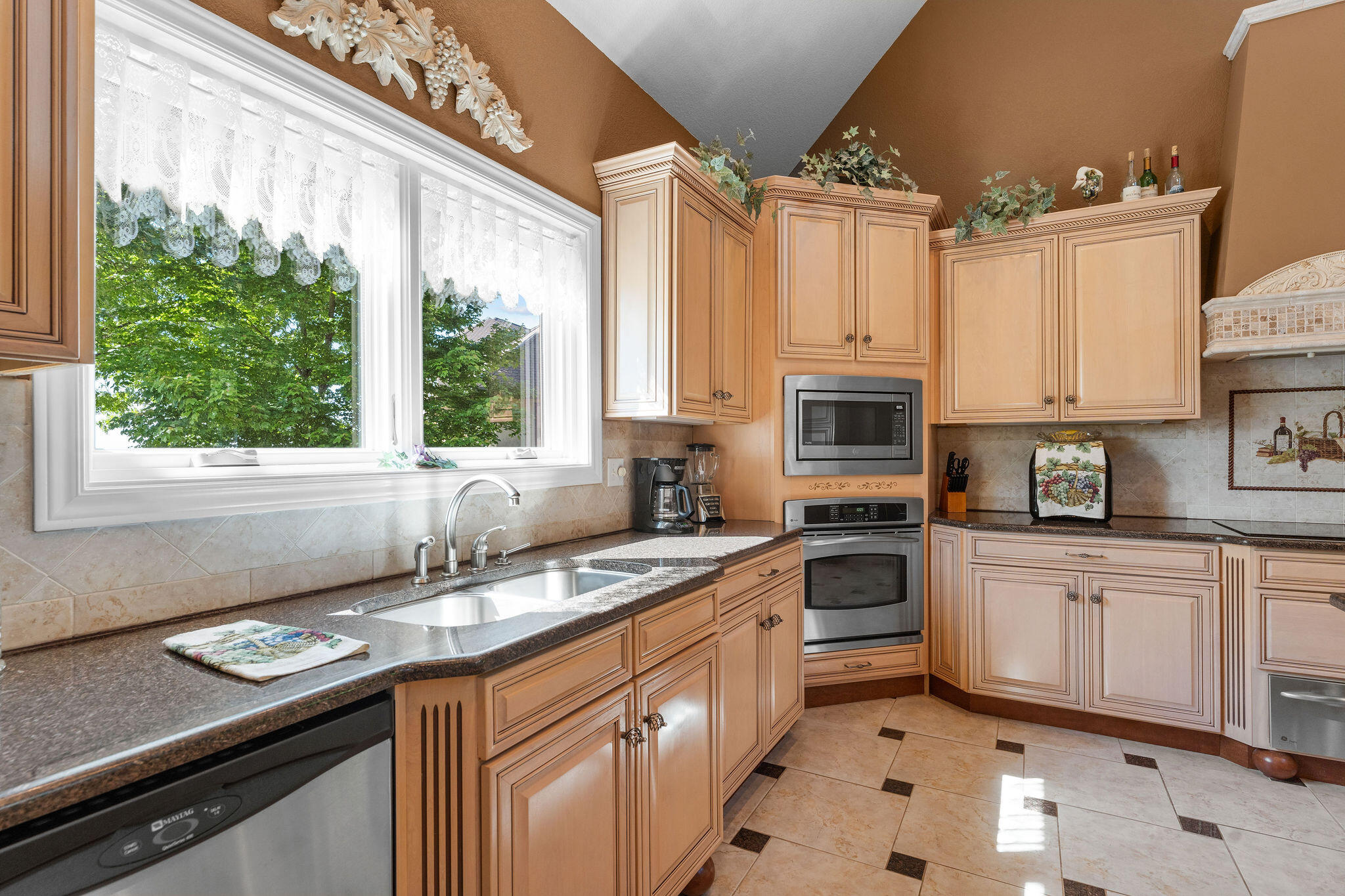 197 Falling Leaf Court Property Photo 26