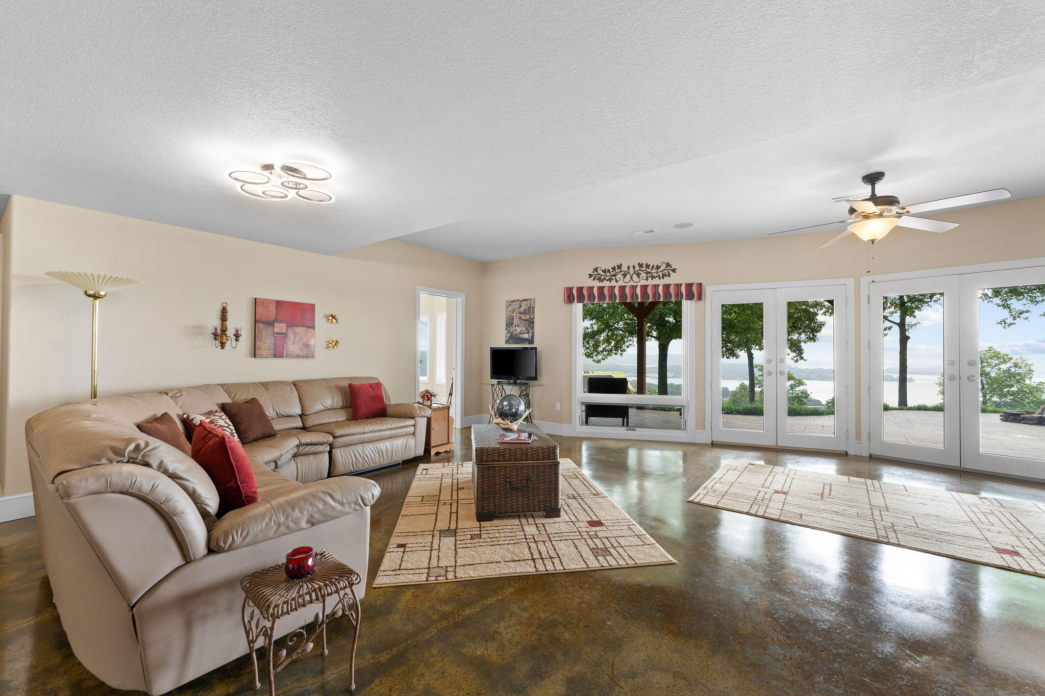 197 Falling Leaf Court Property Photo 65