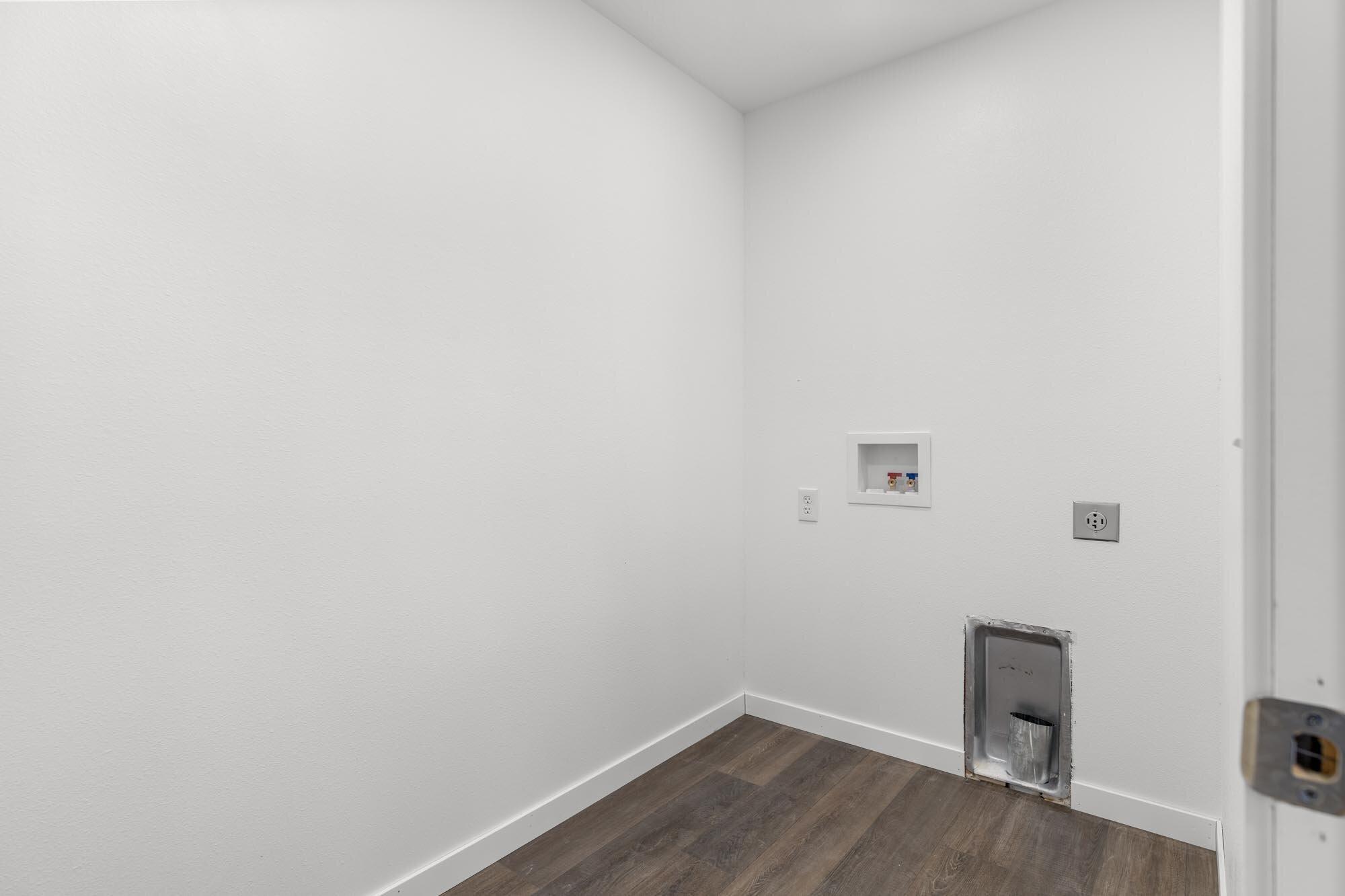 1212 Emory Creek Boulevard Property Photo 19
