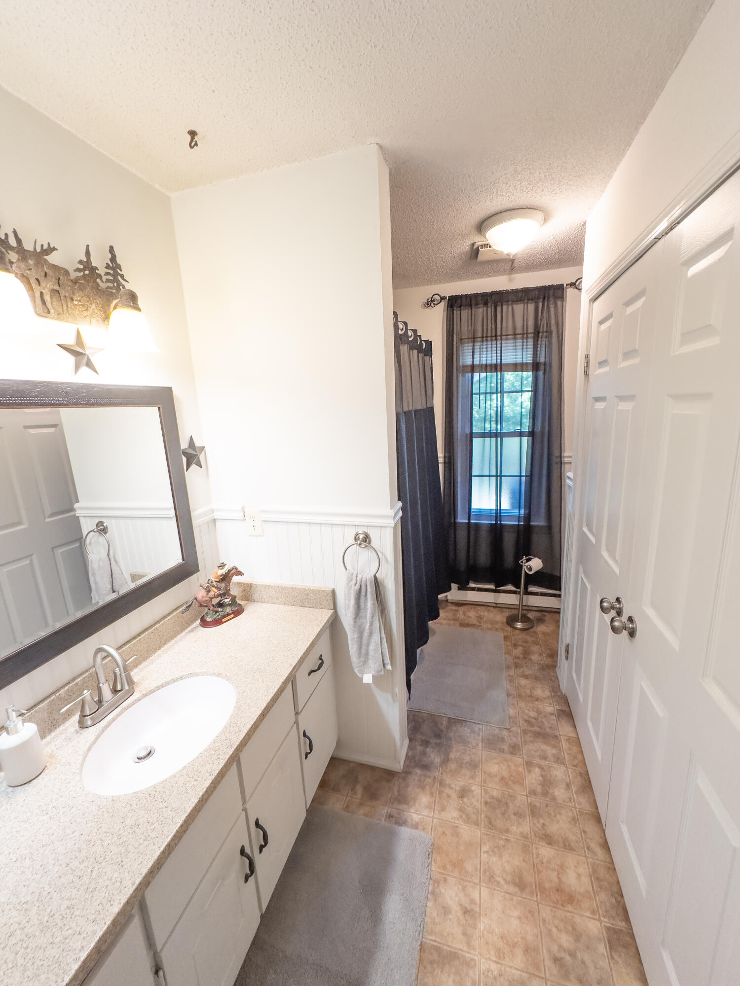 4095 Bell Springs Road Property Photo 13