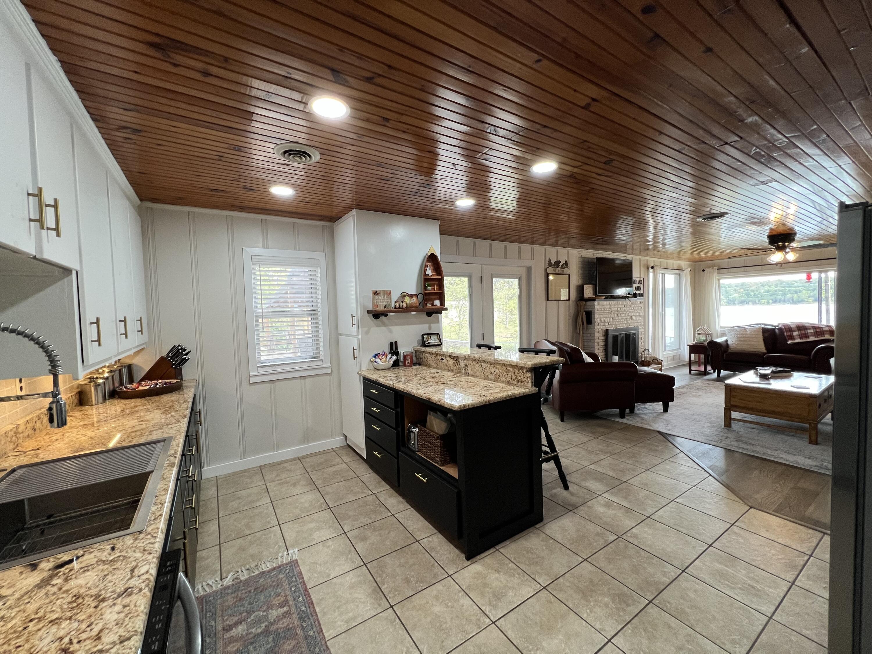21937 Lake Road M12 Property Photo 19