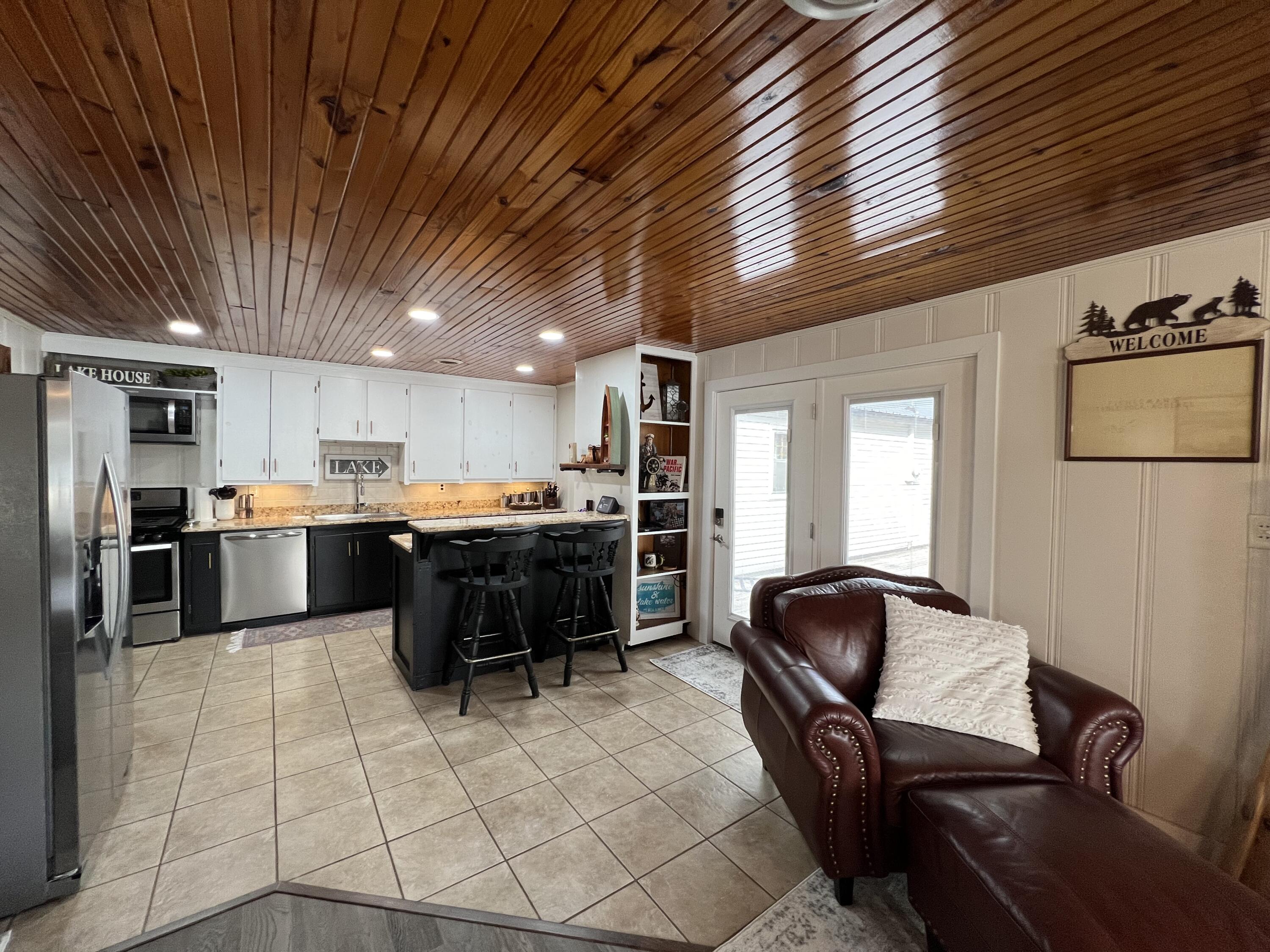 21937 Lake Road M12 Property Photo 24