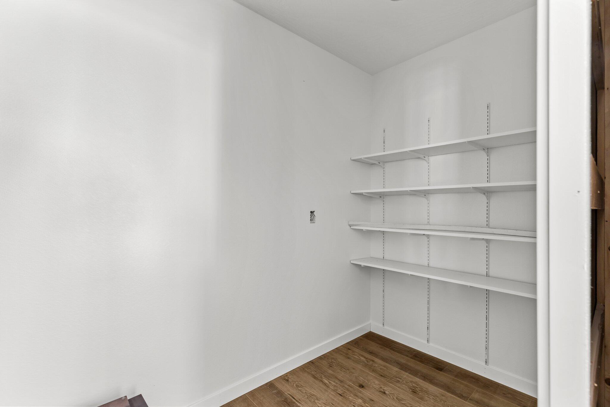 1186 Emory Creek Boulevard Property Photo 15