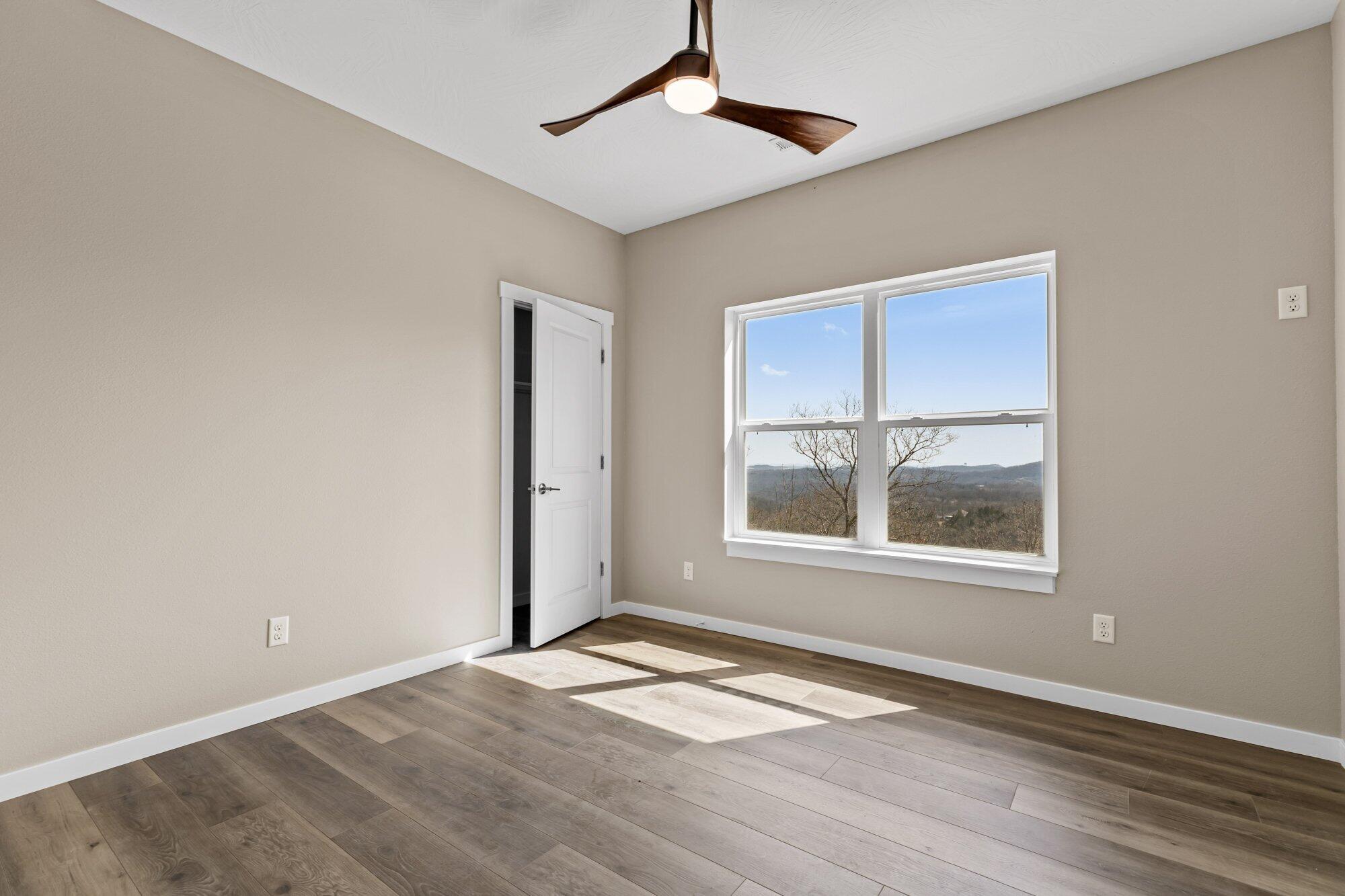 1186 Emory Creek Boulevard Property Photo 31