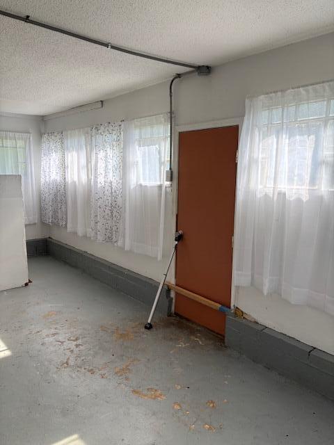 942 South Market Avenue Property Photo 23