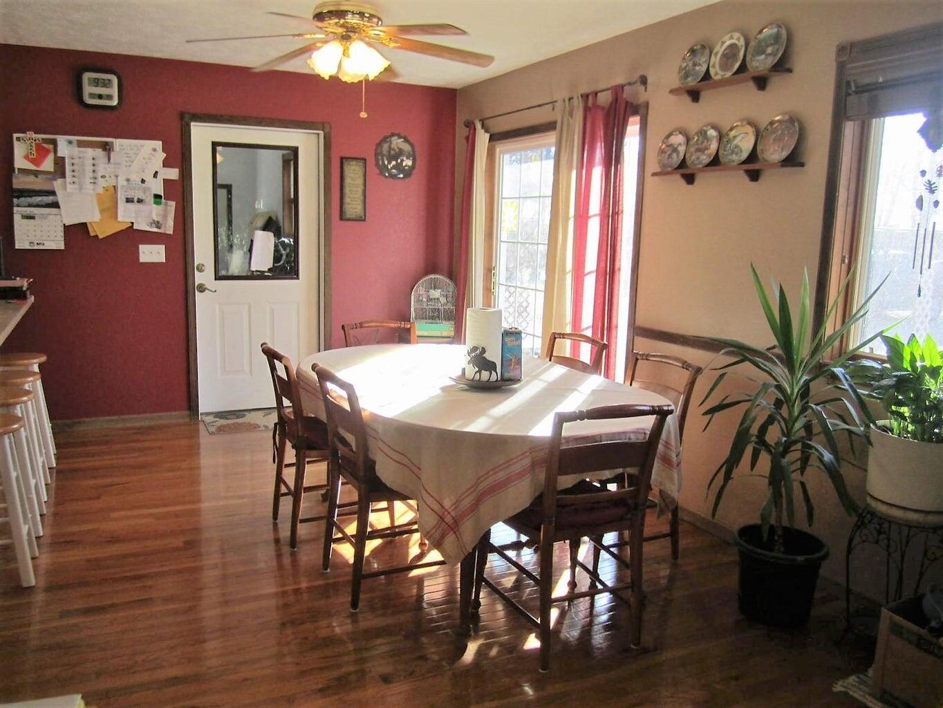 32880 Normal Drive Property Photo 9