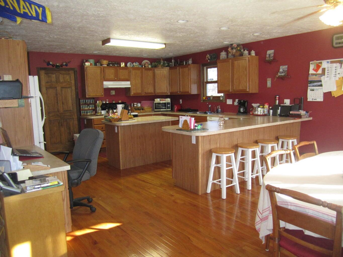 32880 Normal Drive Property Photo 10