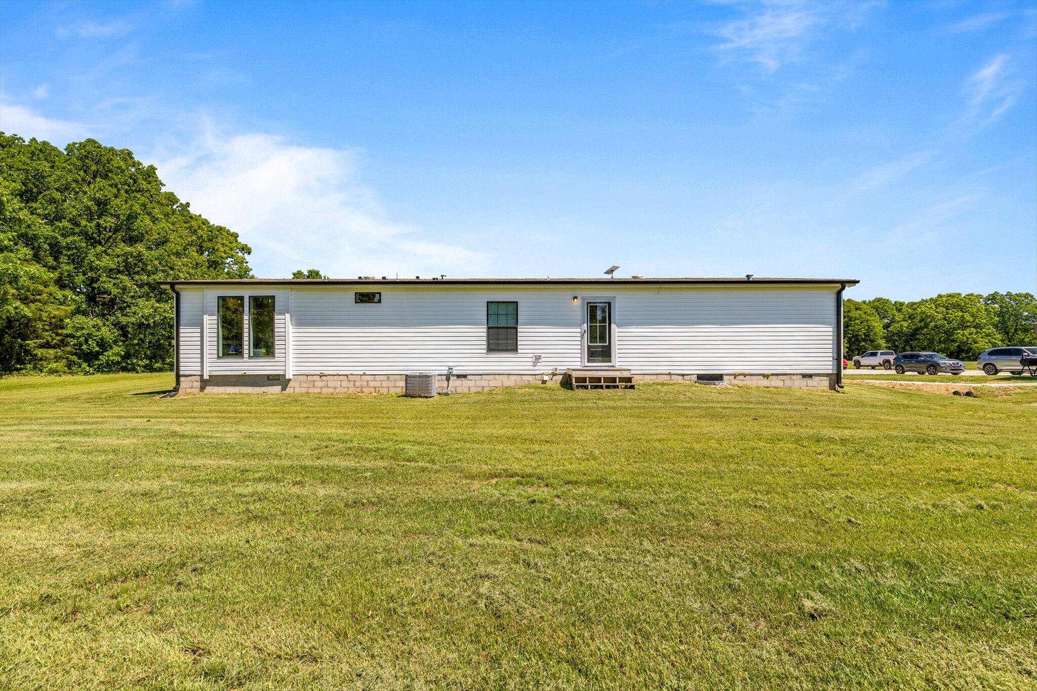 1523 West Farm Road 40 Property Photo 31