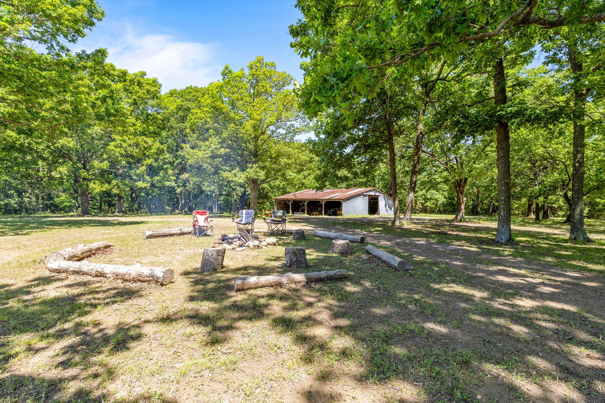 1523 West Farm Road 40 Property Photo 49