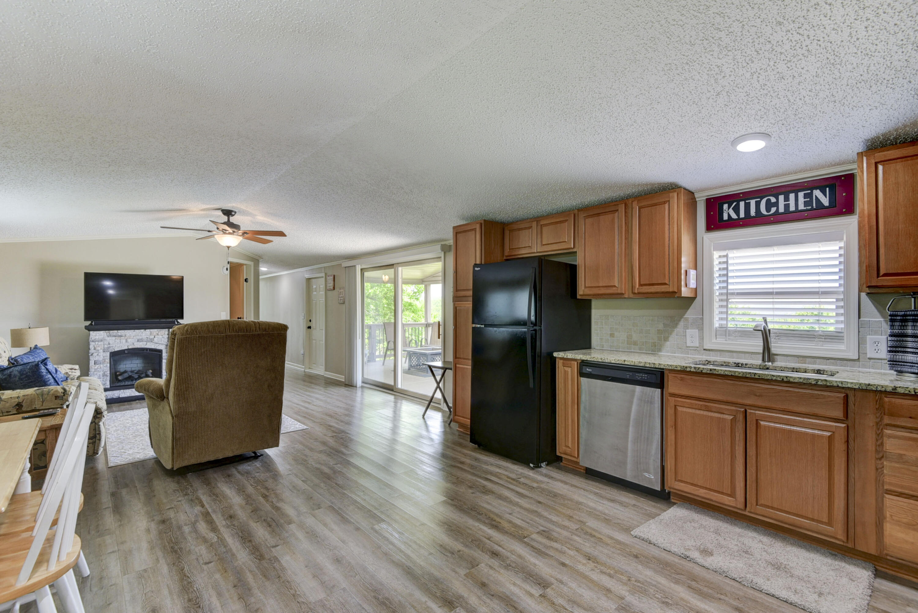 269 Moore Lane Property Photo 6