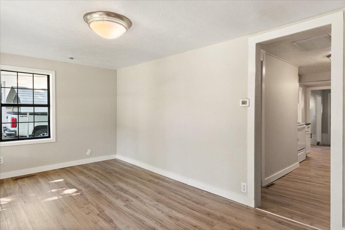 741 North Warren Avenue Property Photo 6