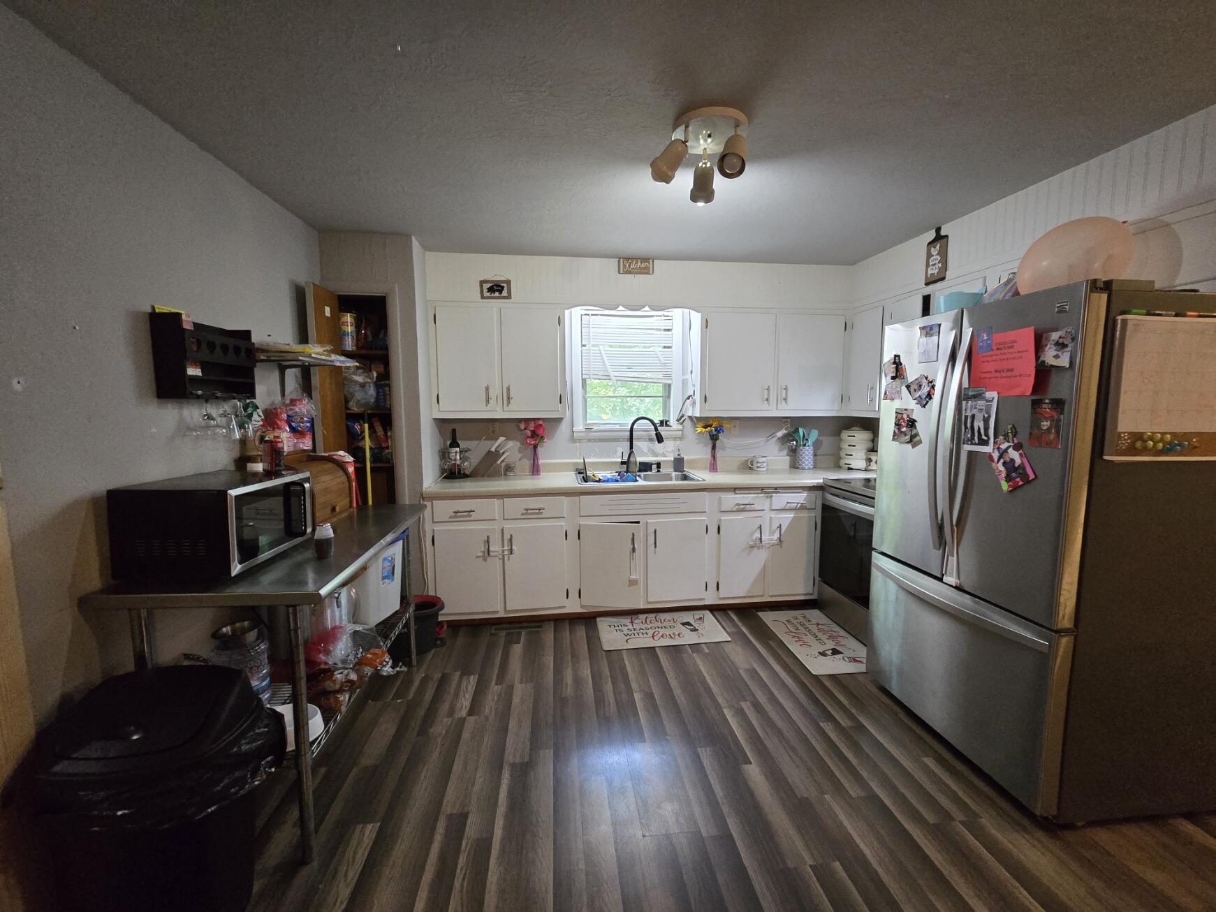 54 Skyline Drive Property Photo 5