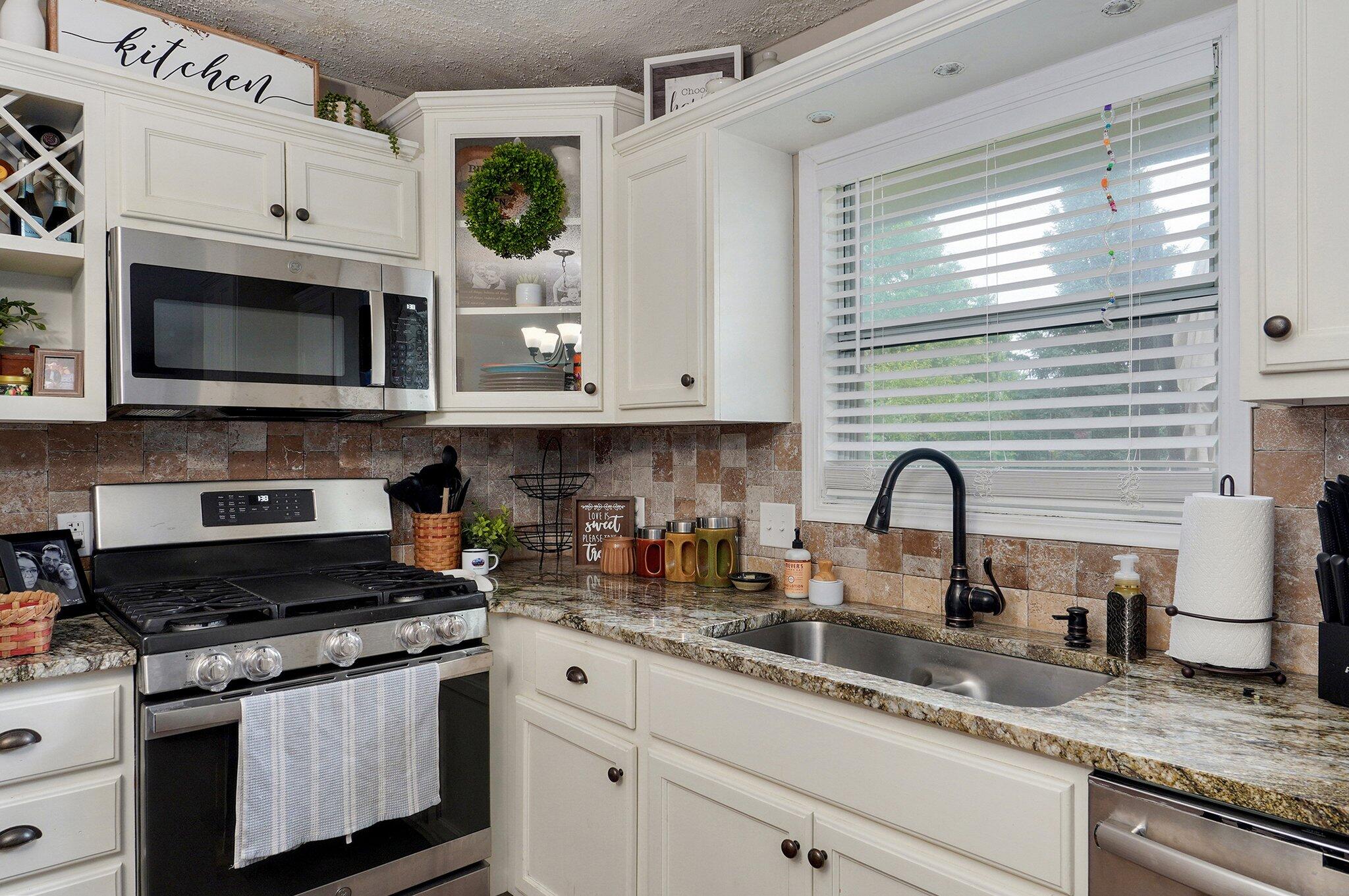 206 North Lynn Avenue Property Photo 11