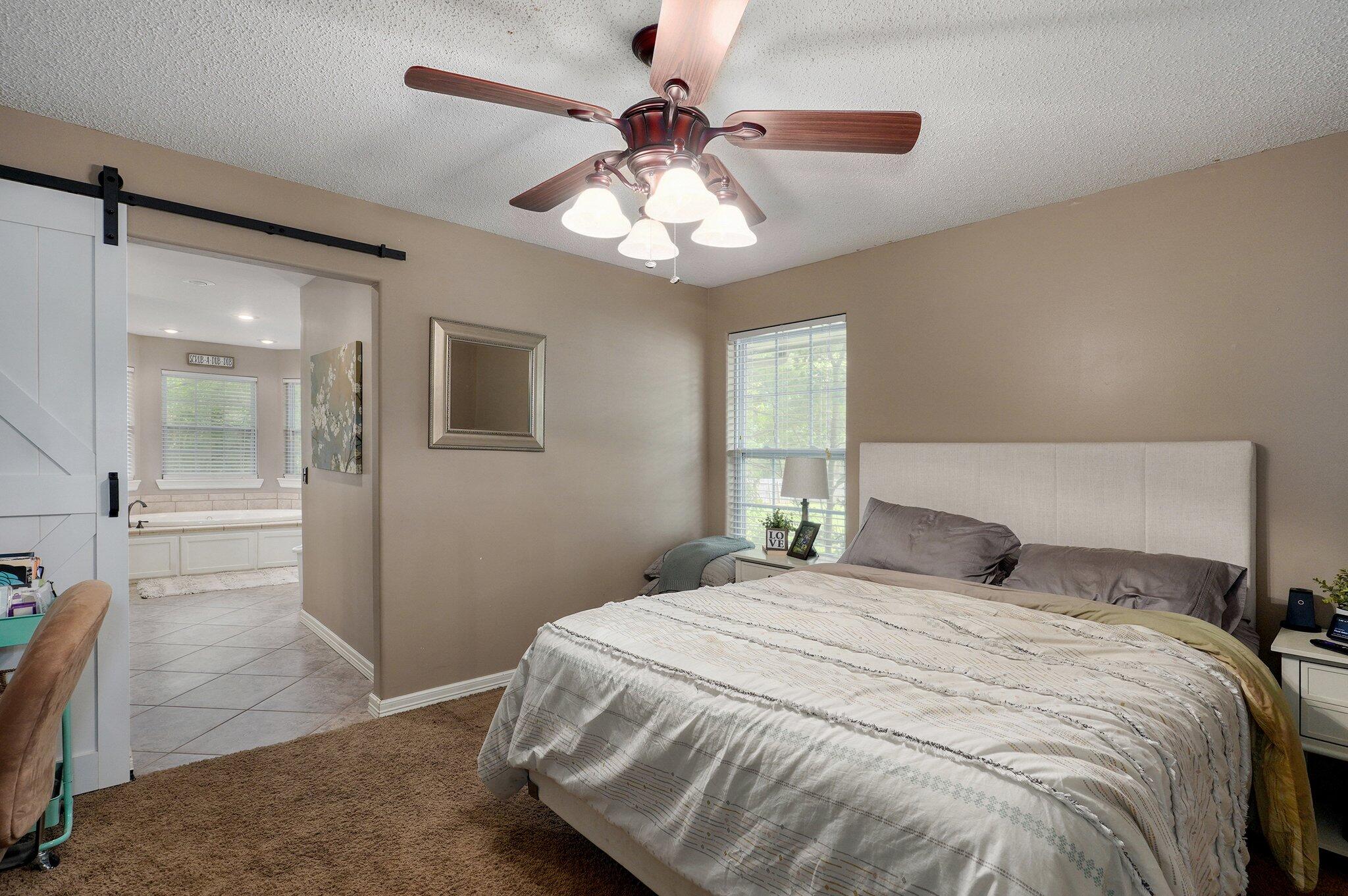 206 North Lynn Avenue Property Photo 13