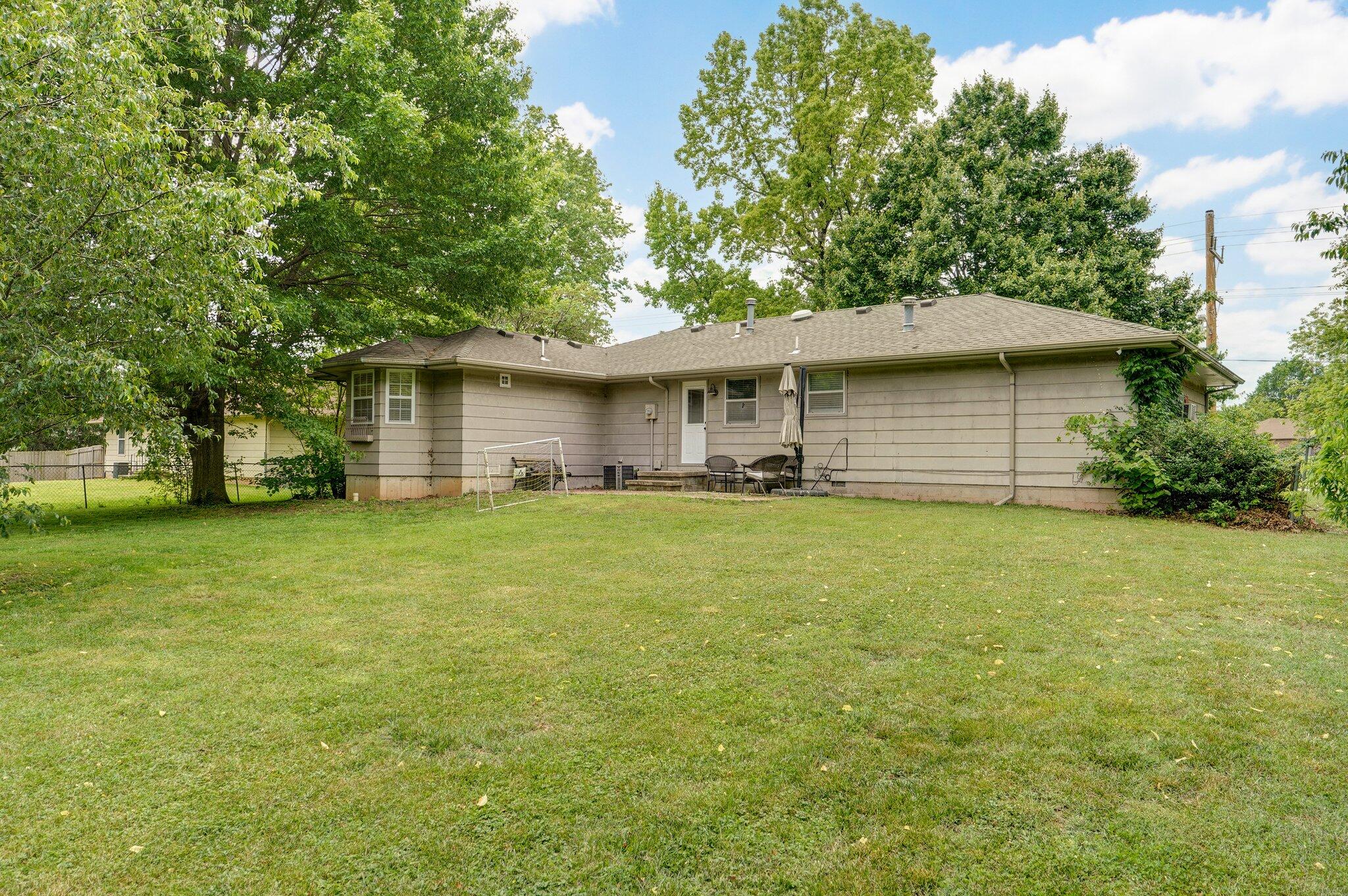 206 North Lynn Avenue Property Photo 23