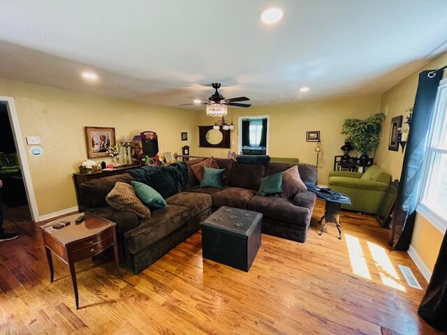 530 Taneycomo Hill Drive Property Photo 3