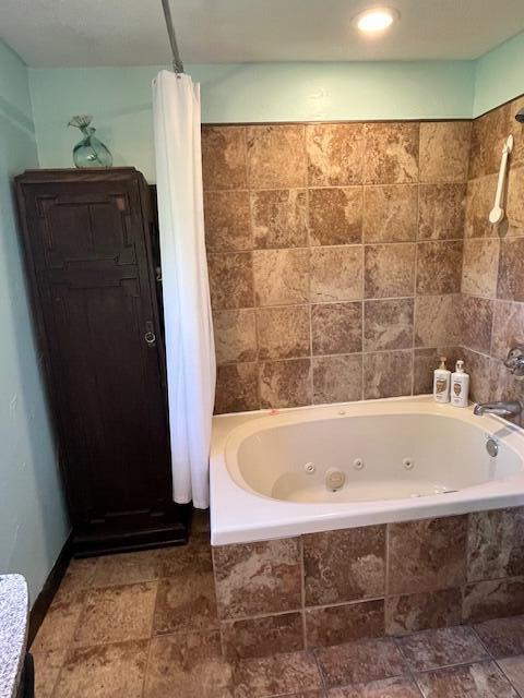 530 Taneycomo Hill Drive Property Photo 14