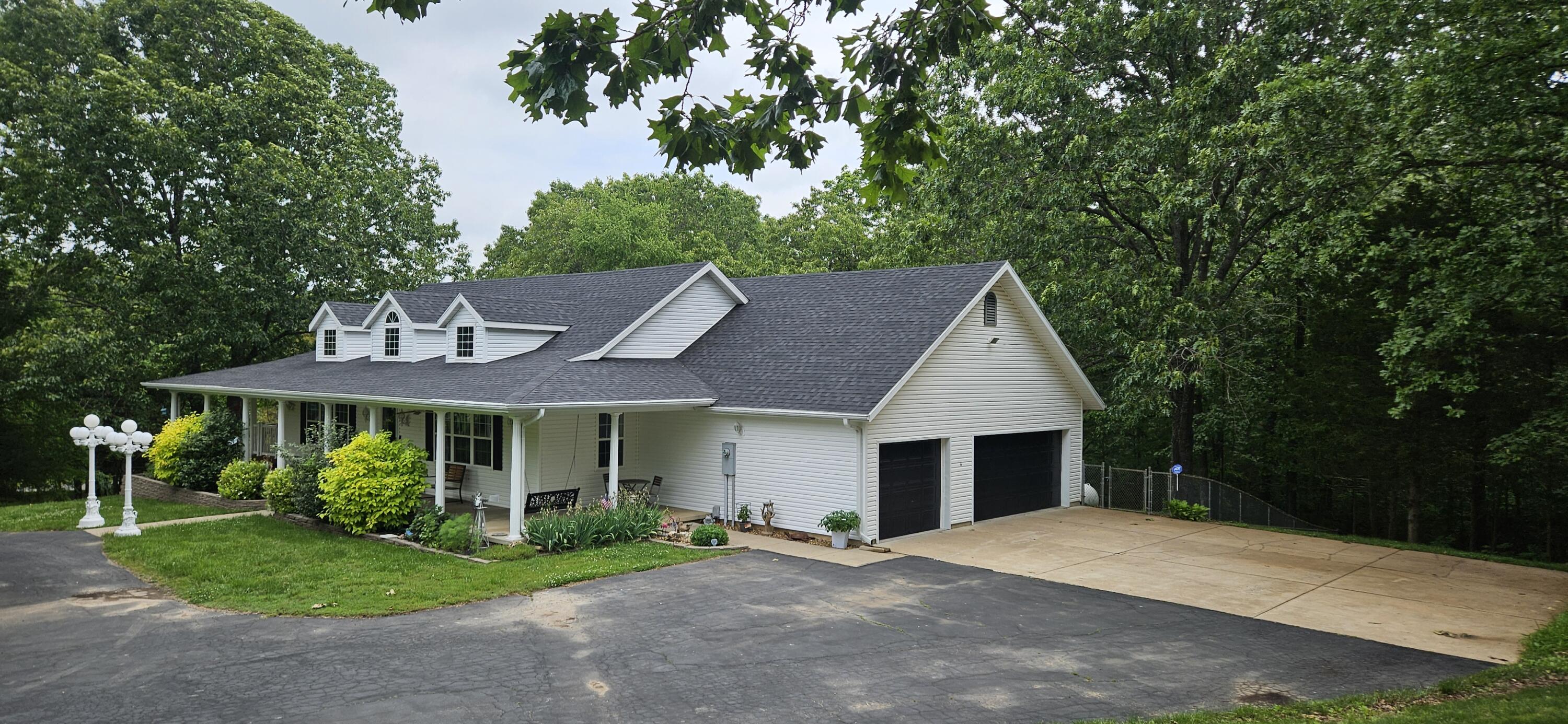 150 Licaria Road Property Photo 2