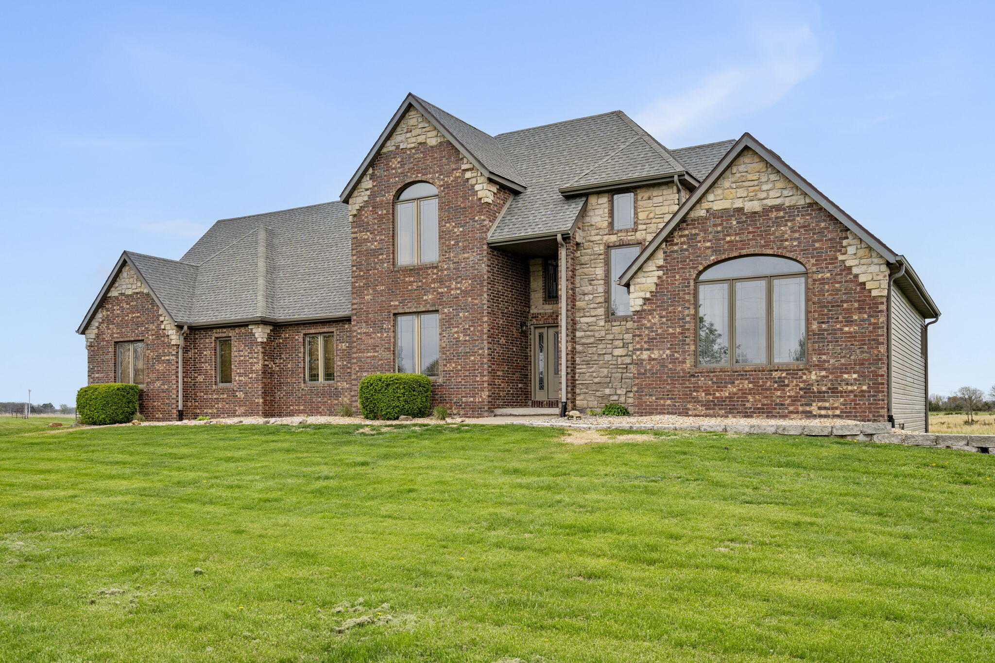 110 Castlekeep Drive Property Photo 4