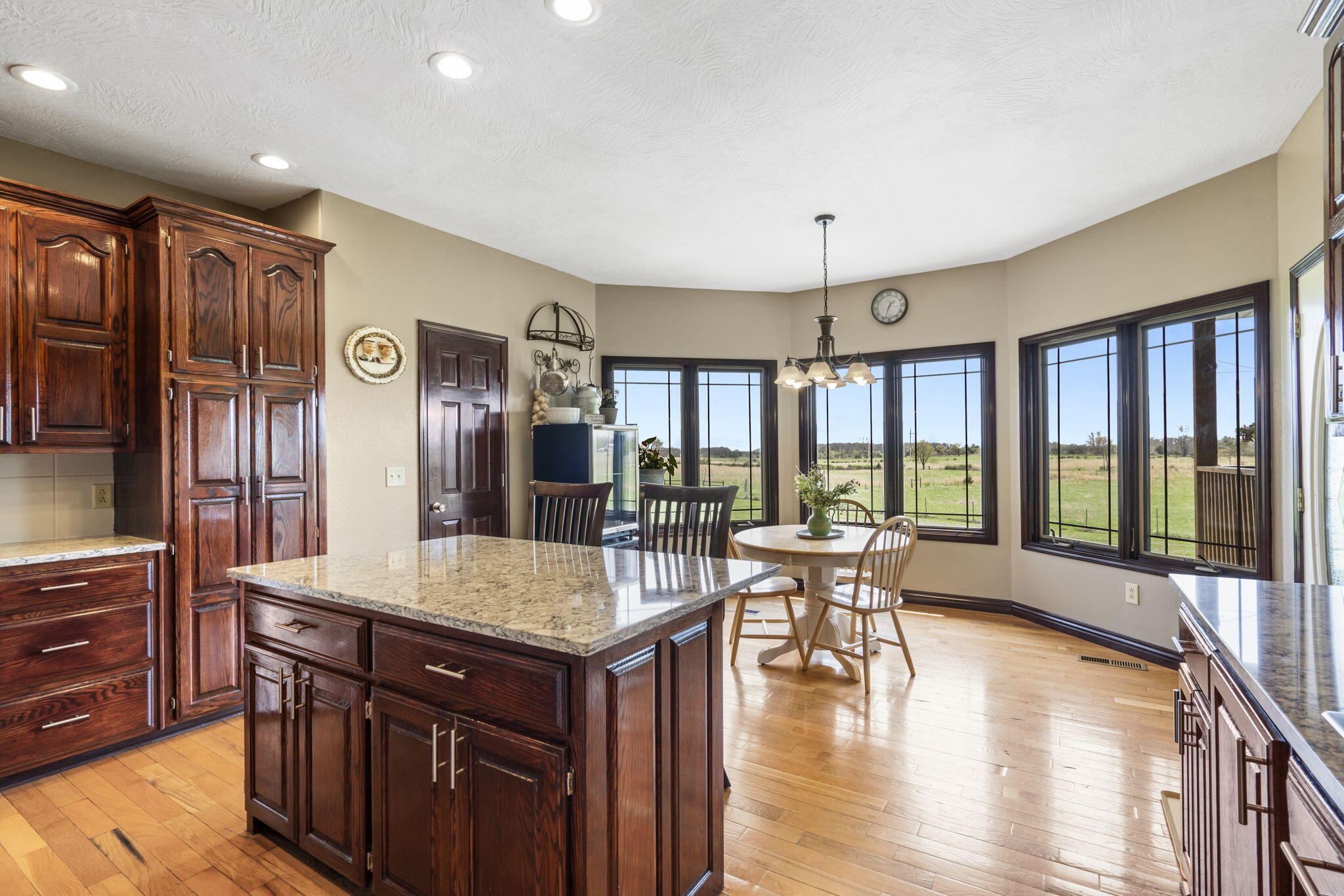 110 Castlekeep Drive Property Photo 10