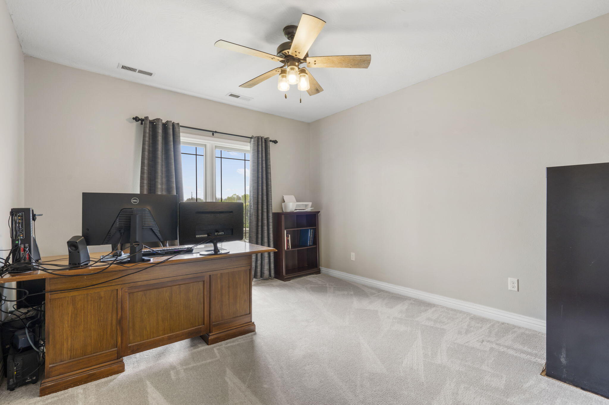 110 Castlekeep Drive Property Photo 29