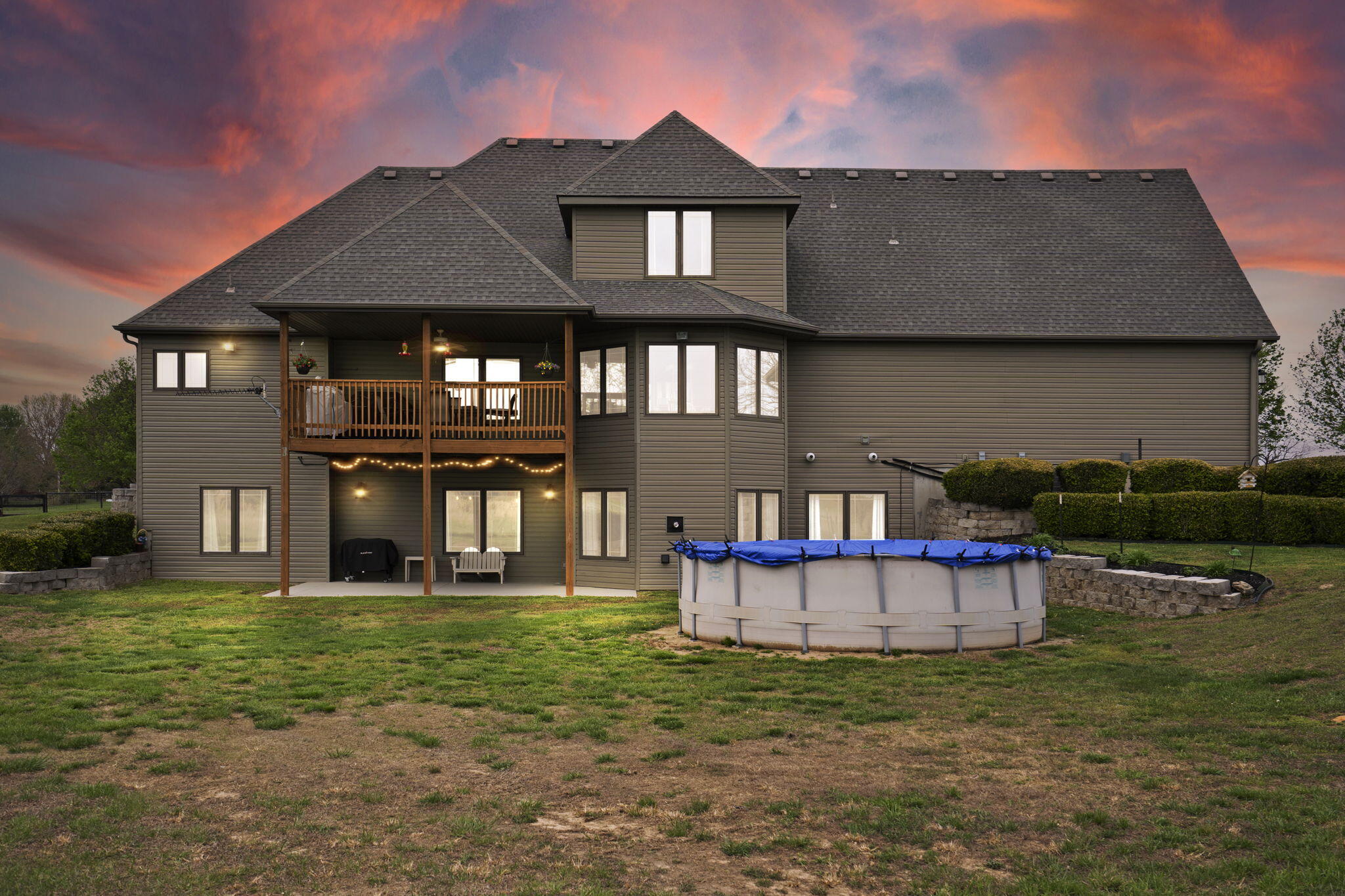 110 Castlekeep Drive Property Photo 37
