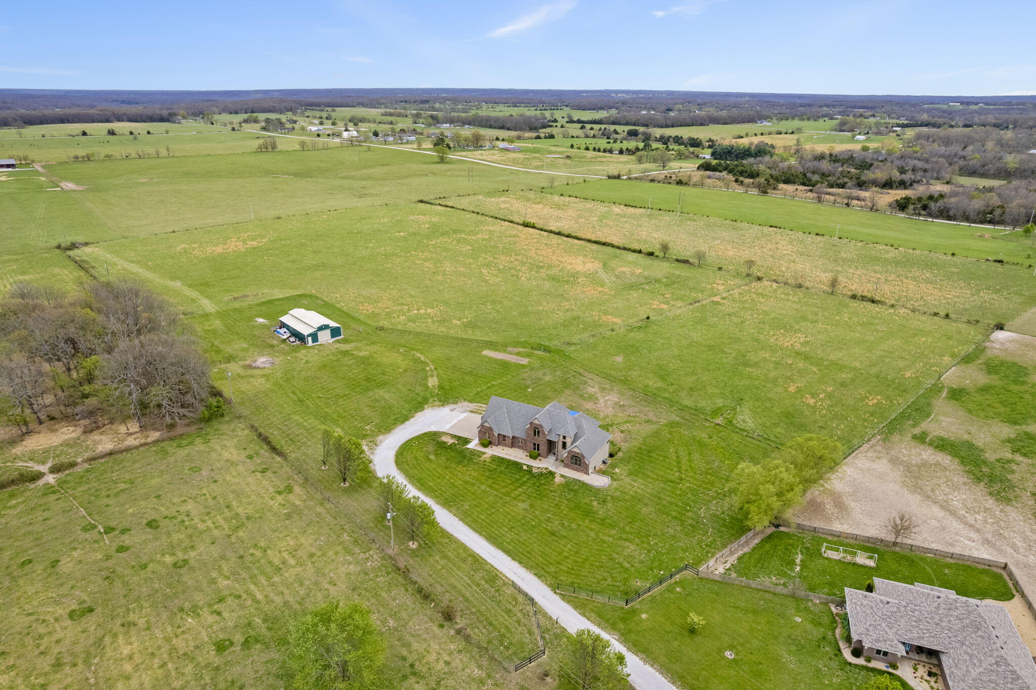 110 Castlekeep Drive Property Photo 42