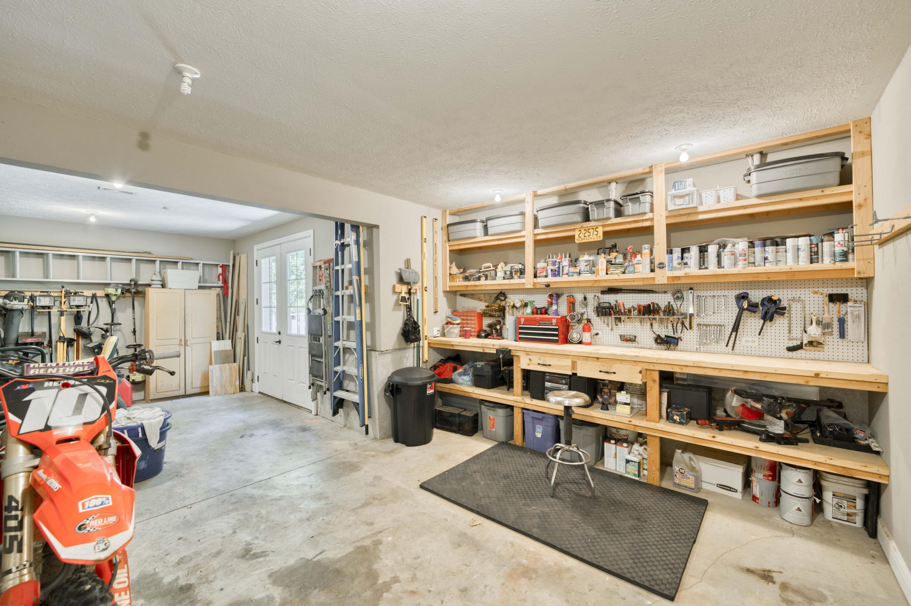 3262 South Thornridge Drive Property Photo 66