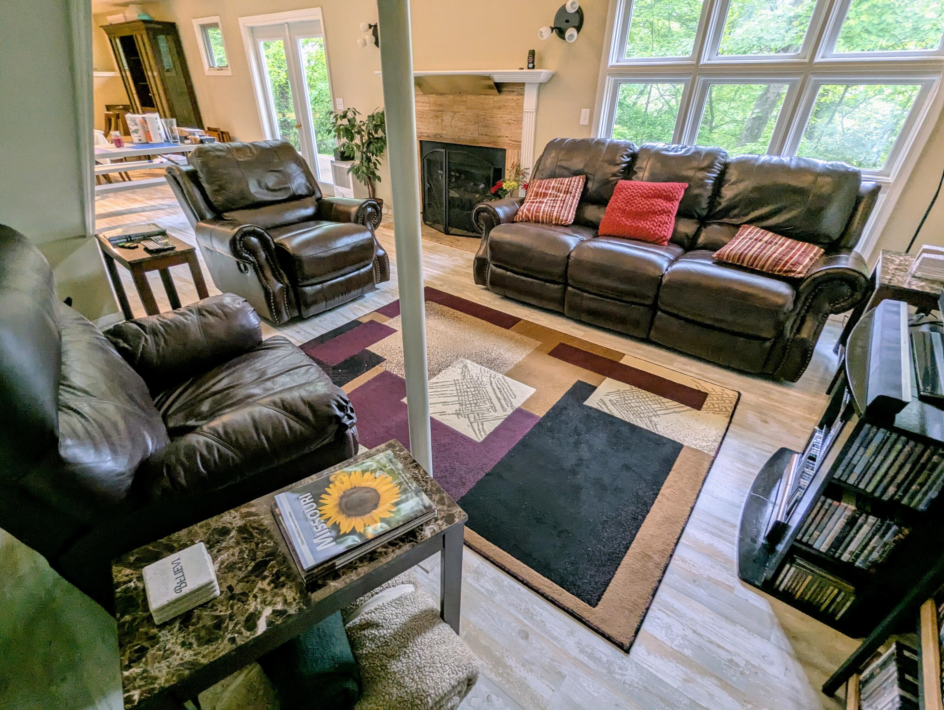 1649 Talking Rocks Road Property Photo 5