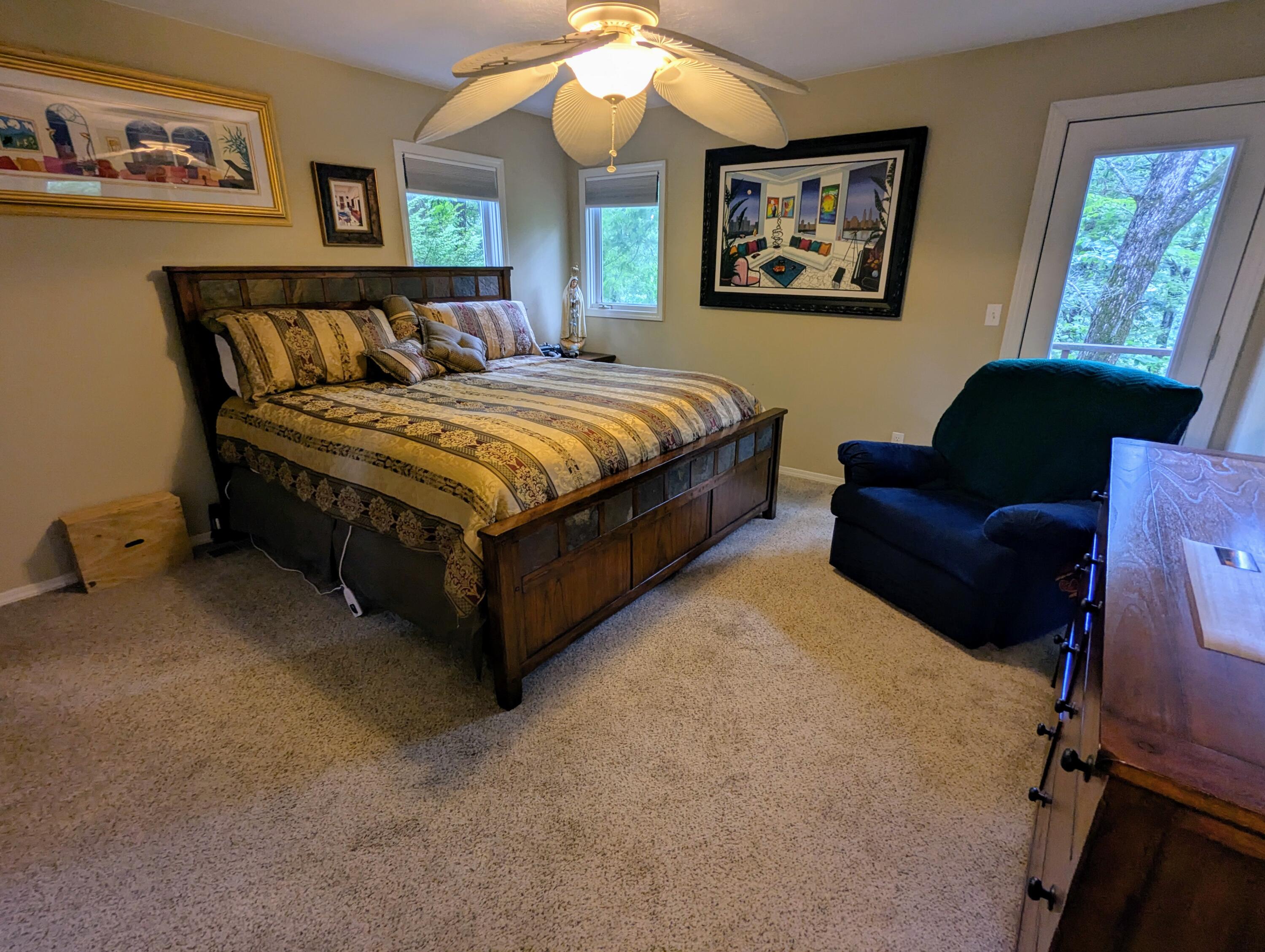 1649 Talking Rocks Road Property Photo 11