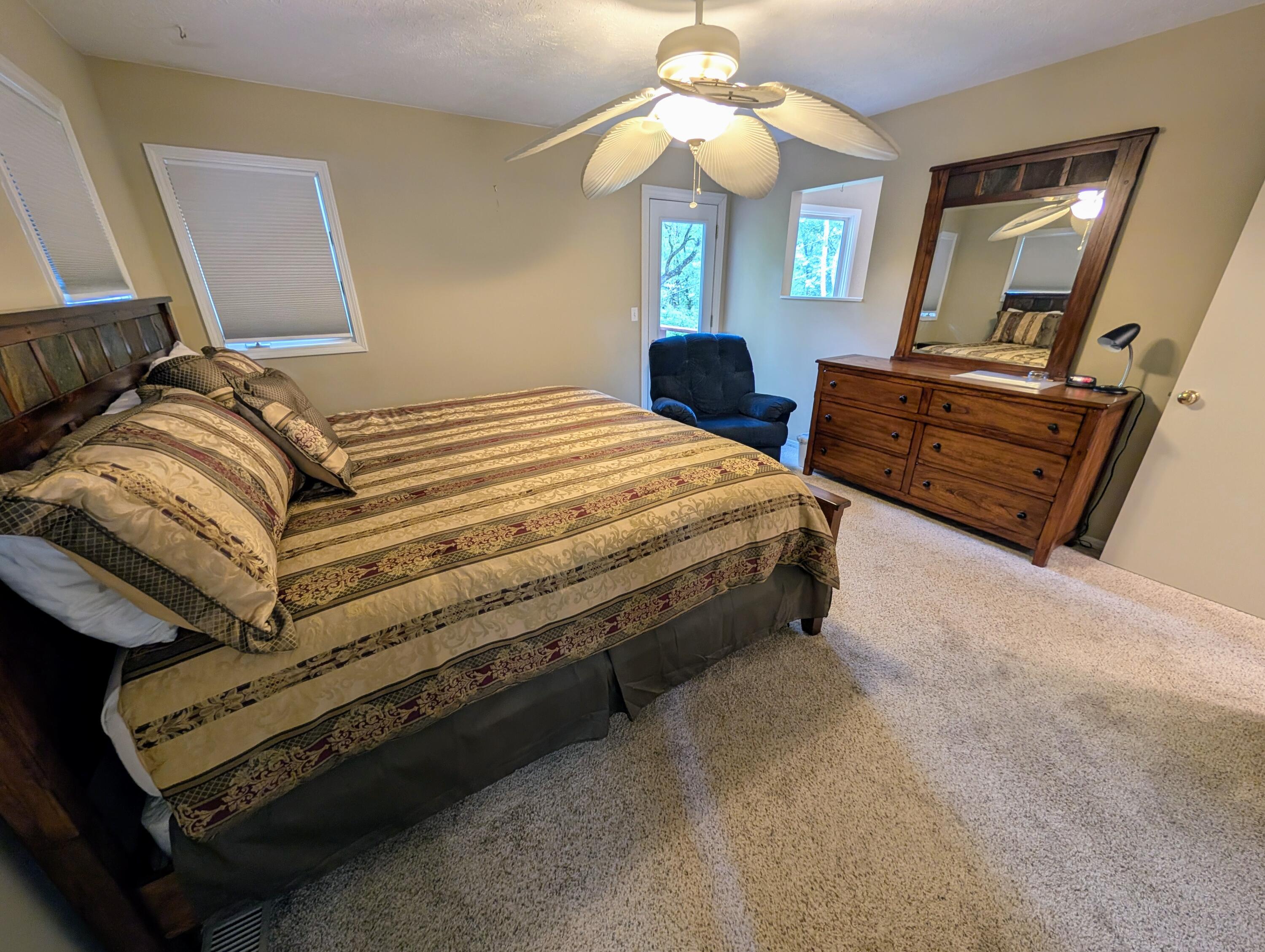 1649 Talking Rocks Road Property Photo 19