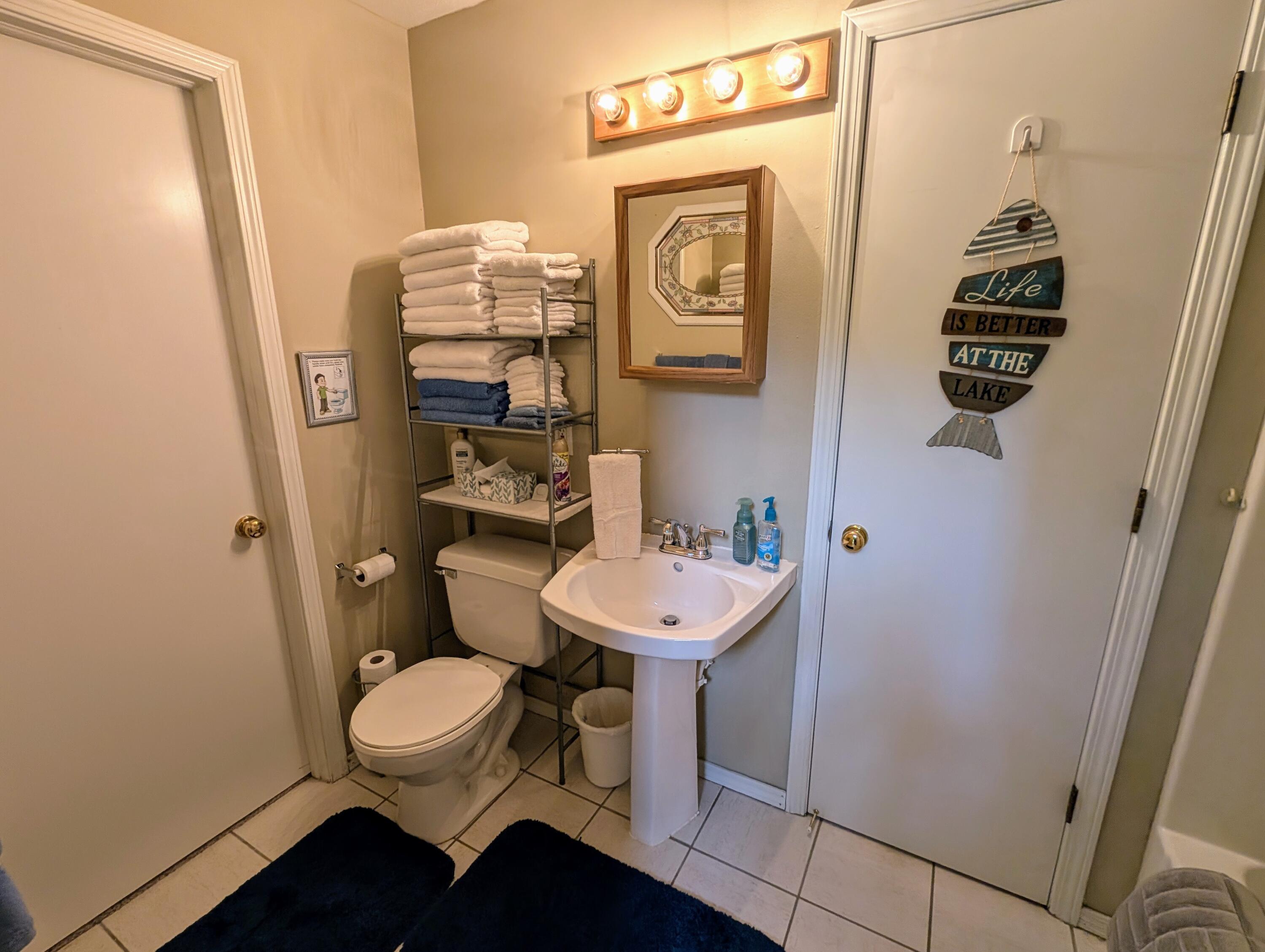 1649 Talking Rocks Road Property Photo 32