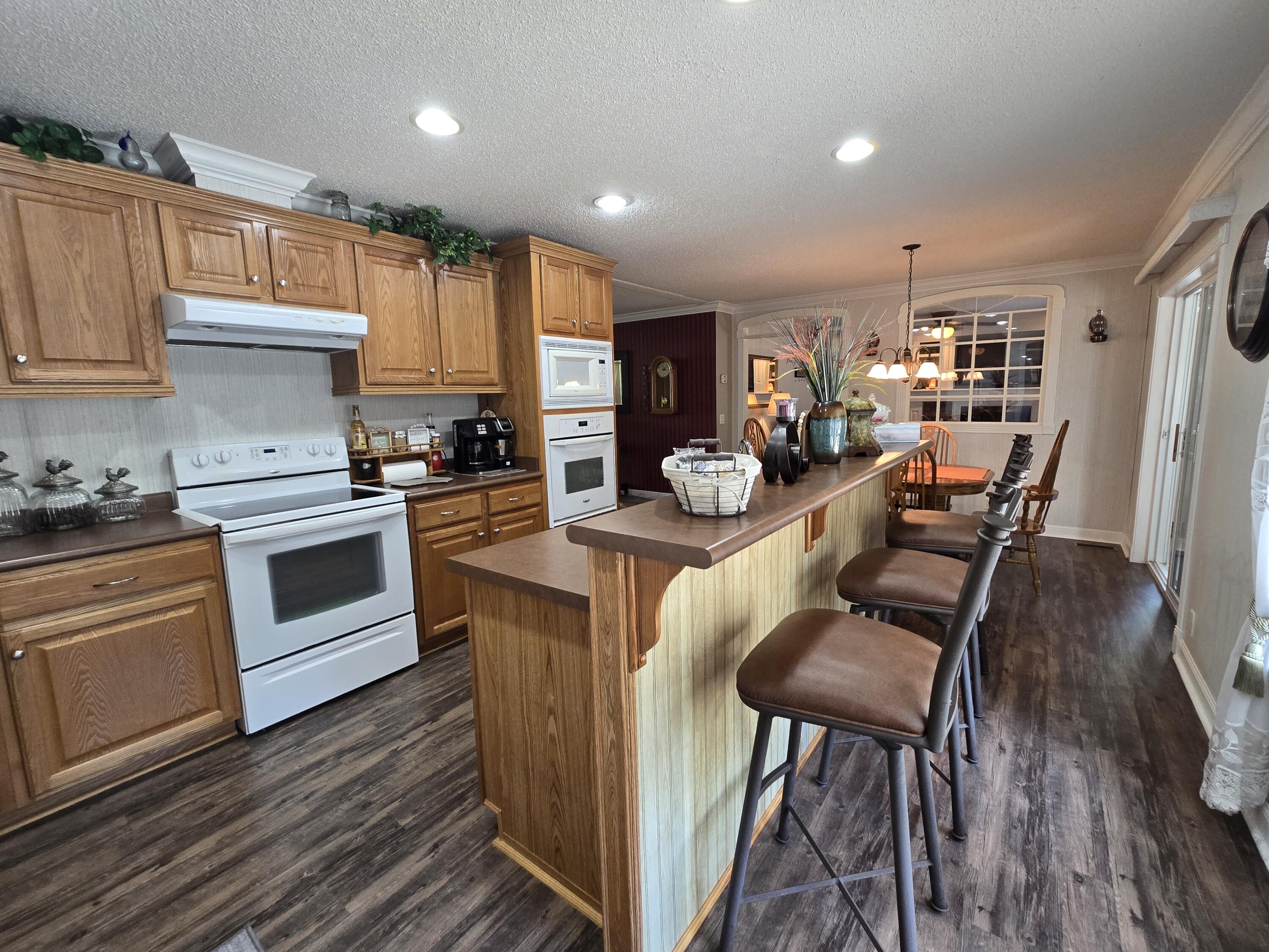 25302 Hickory Hills Road Property Photo 16