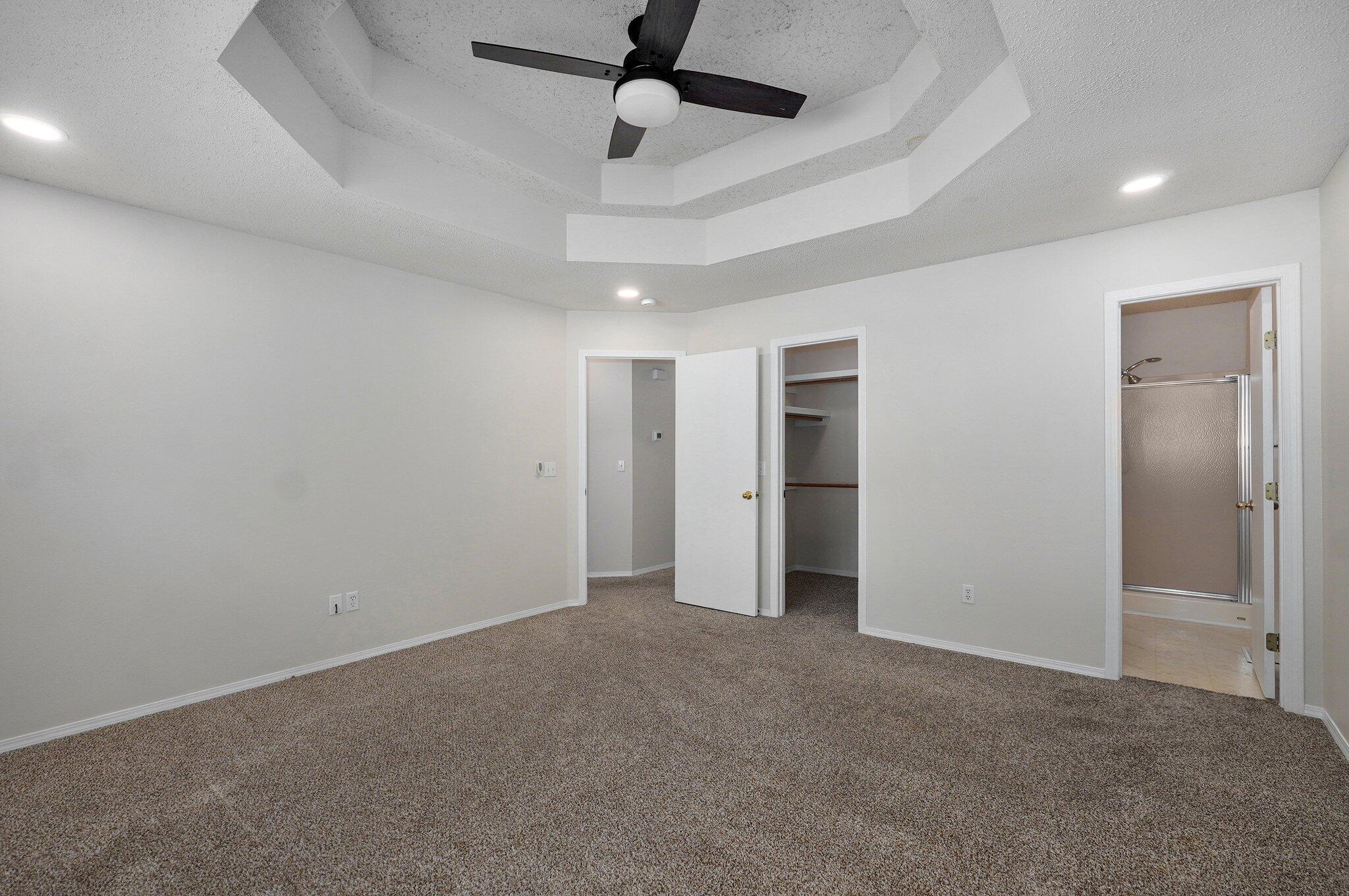 5647 South Aaron Avenue Property Photo 13