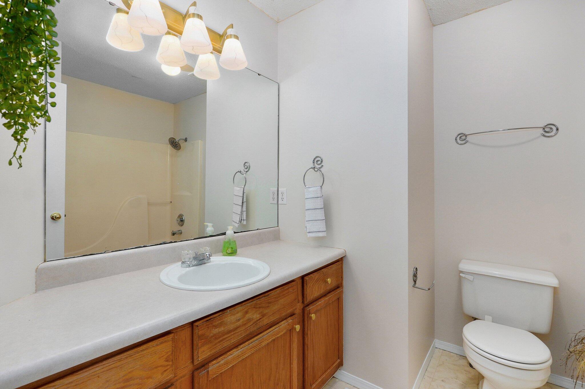 5647 South Aaron Avenue Property Photo 19