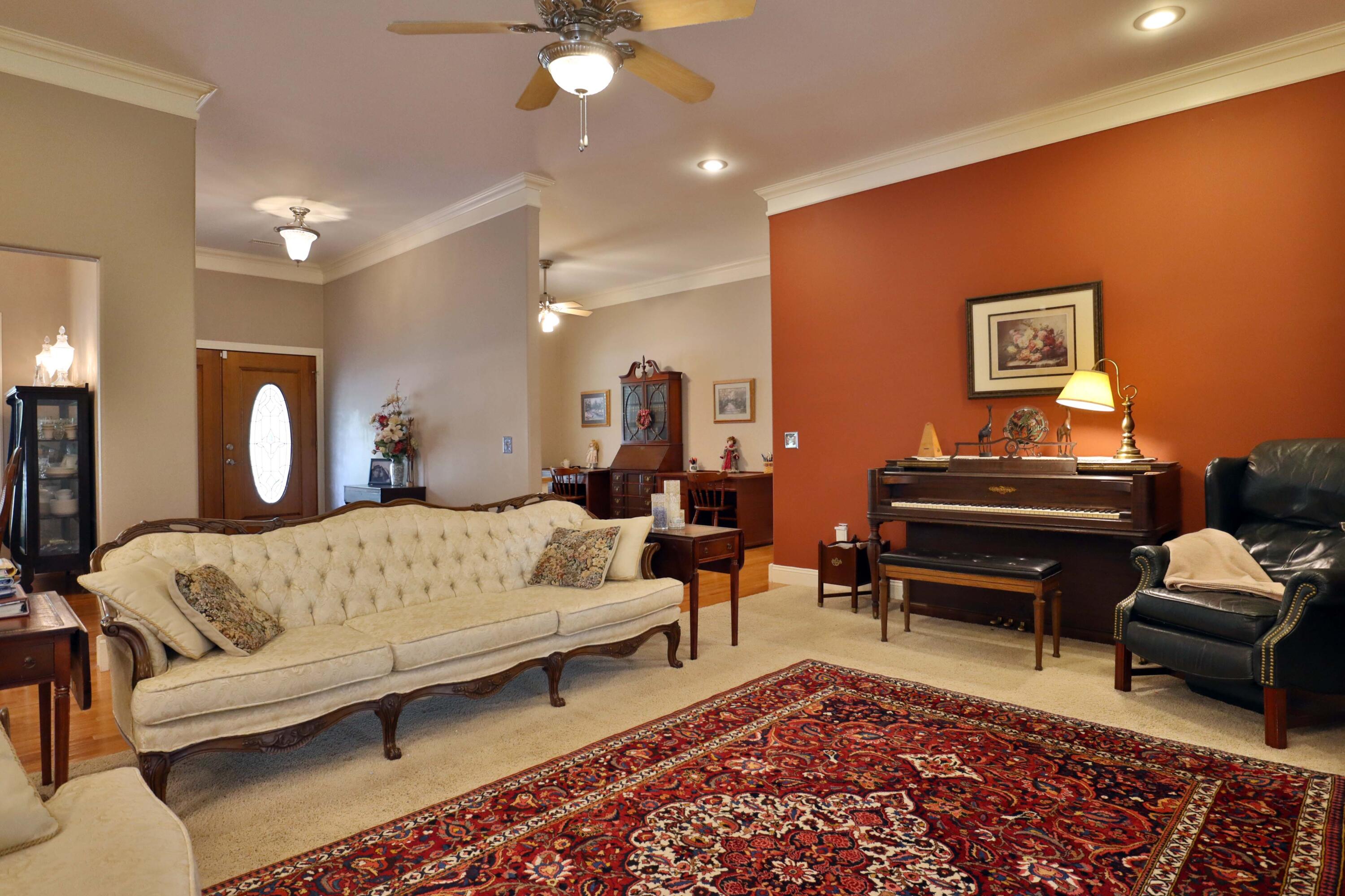 607 Sumac Lane Property Photo 18