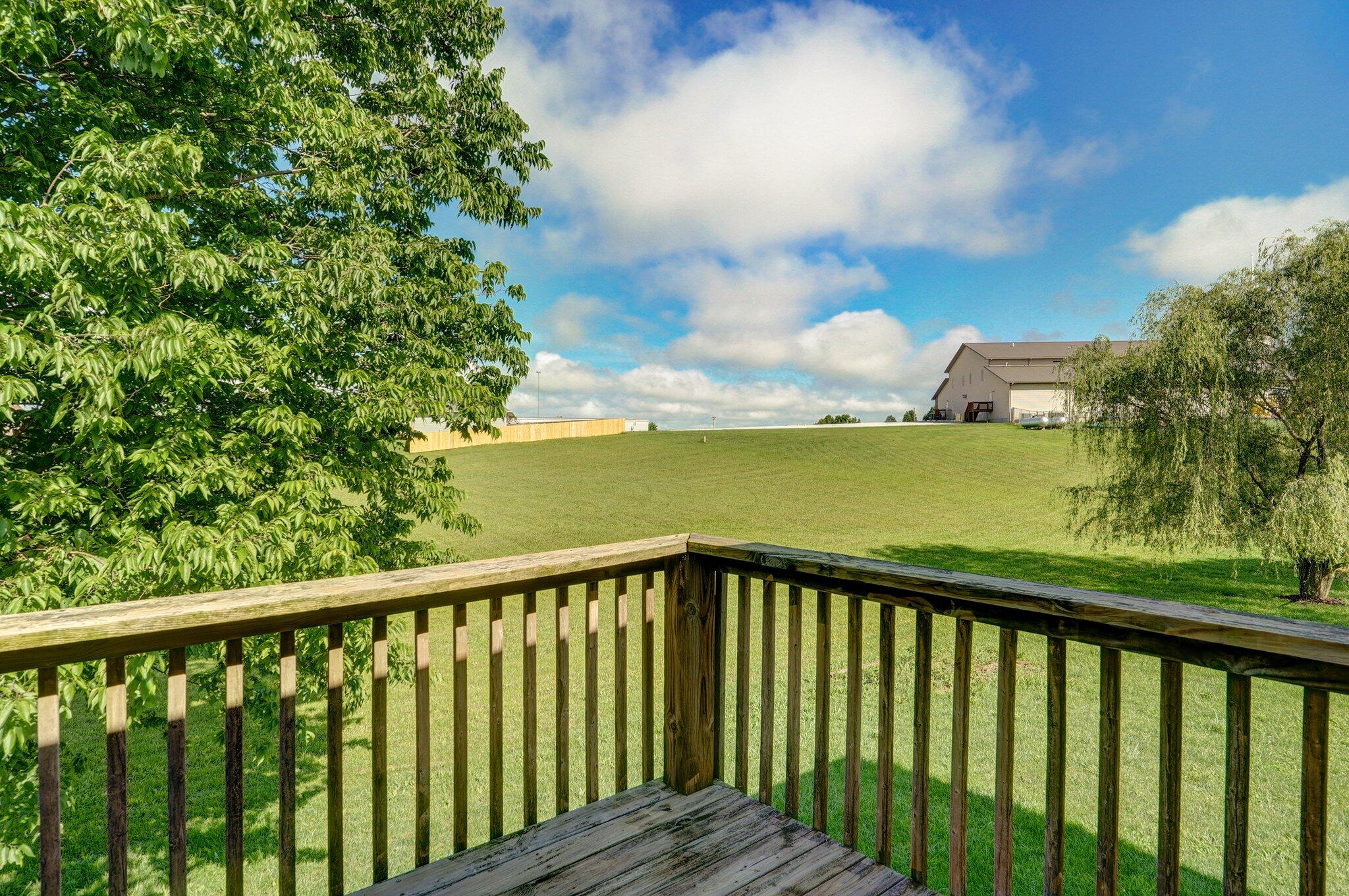 259 Aven Avenue Property Photo 4