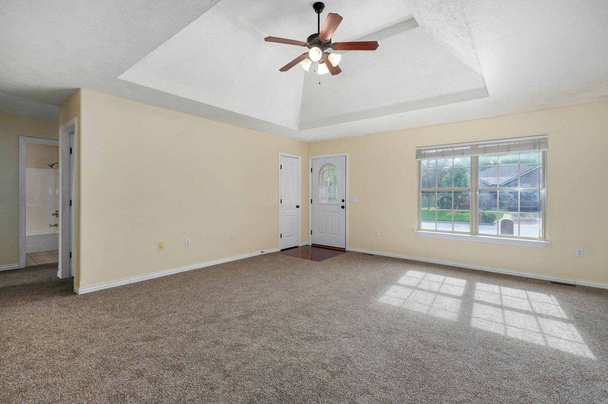 259 Aven Avenue Property Photo 10