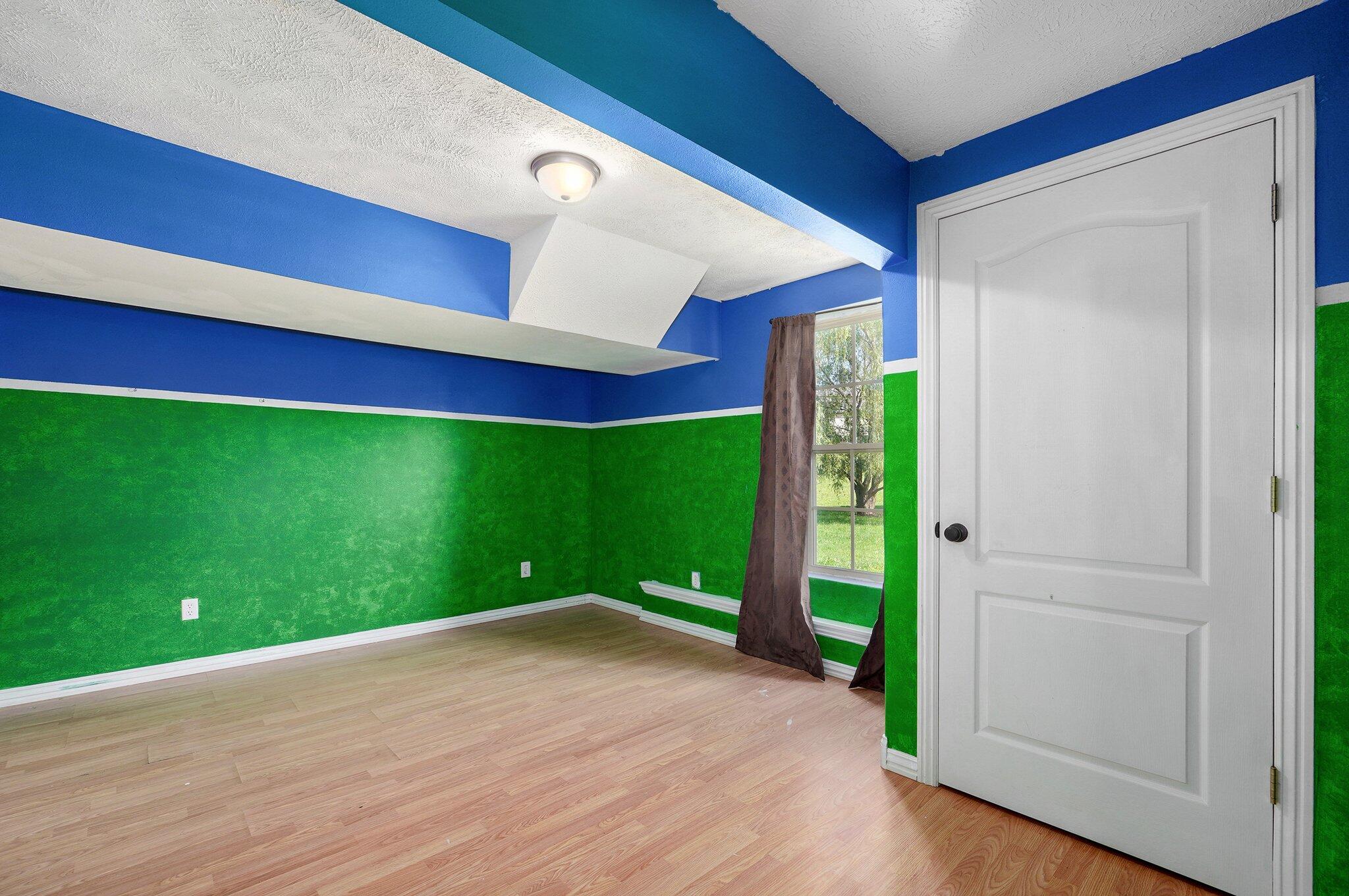 259 Aven Avenue Property Photo 26