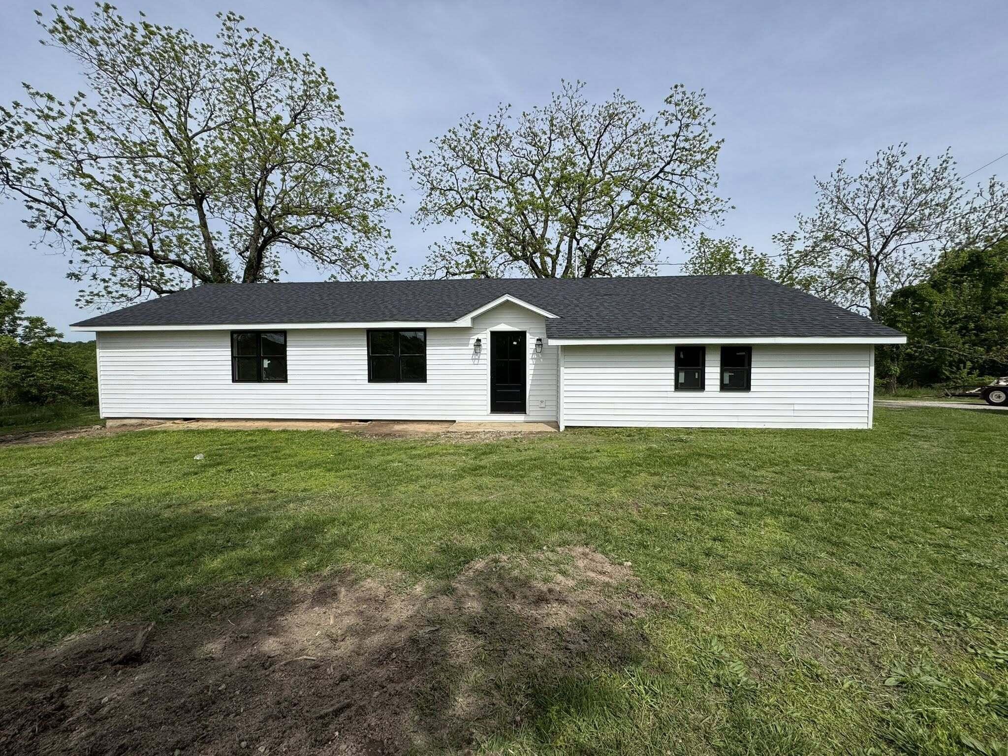8574 County Road 6890 Property Photo 6