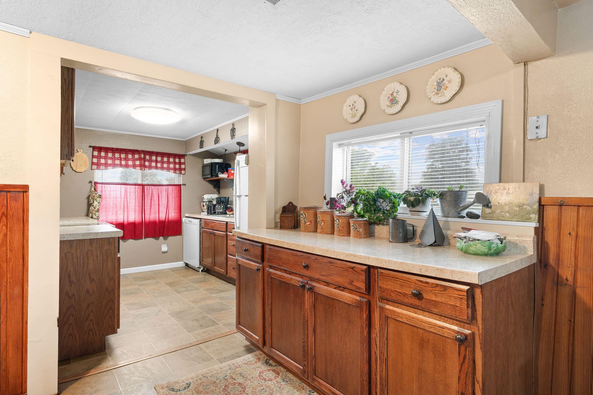 14004 Farm Road 1105 Property Photo 8