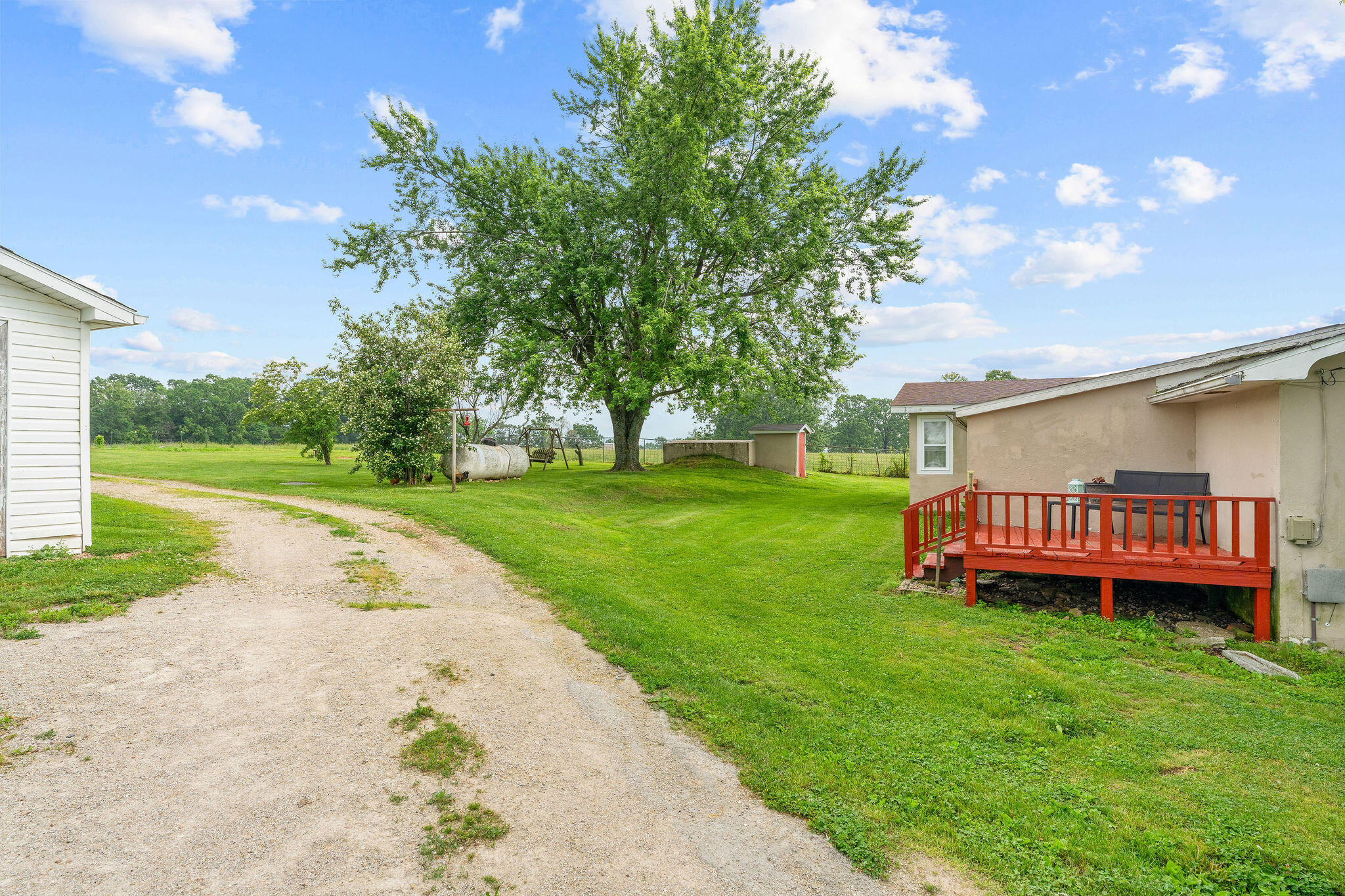 14004 Farm Road 1105 Property Photo 21