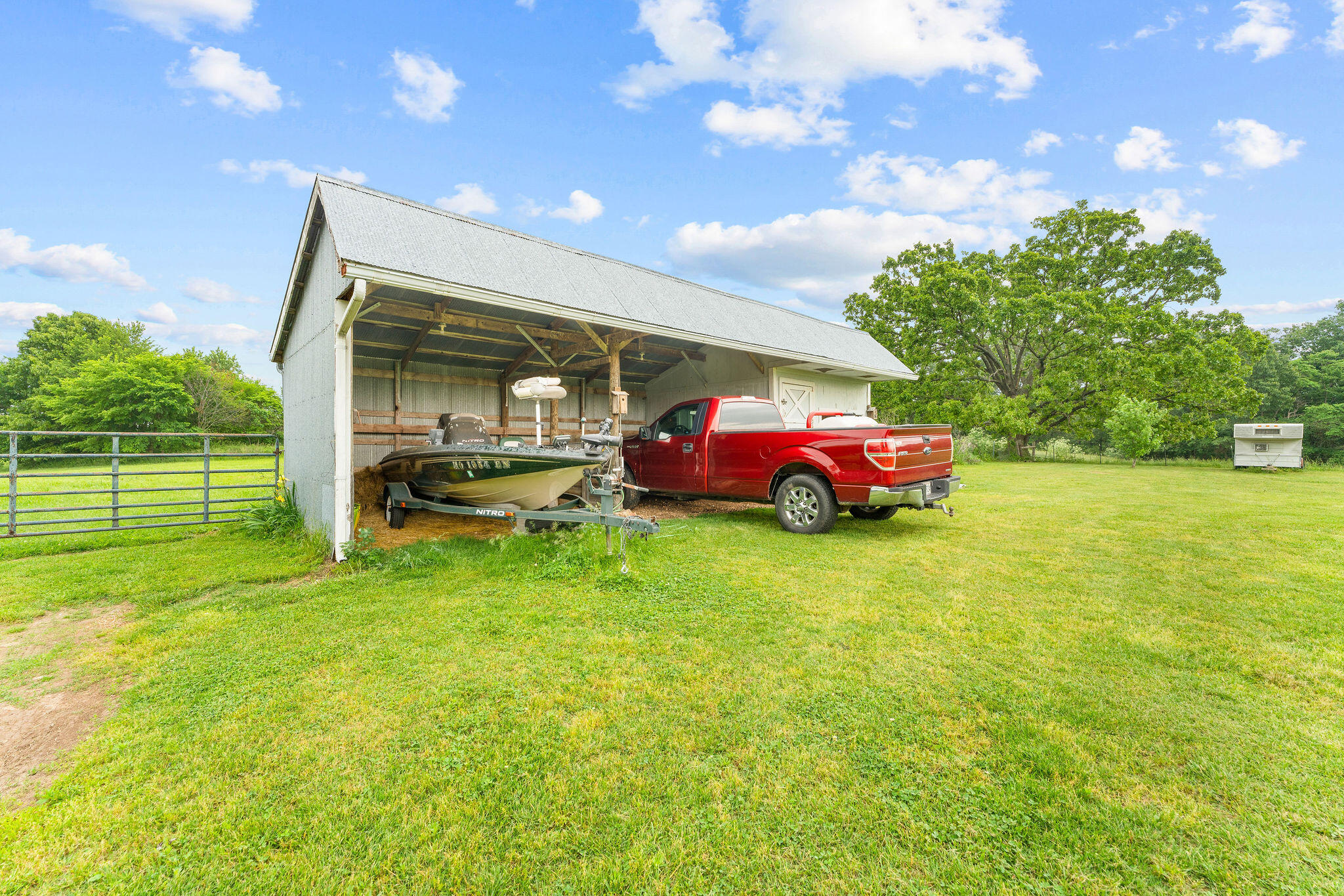 14004 Farm Road 1105 Property Photo 24