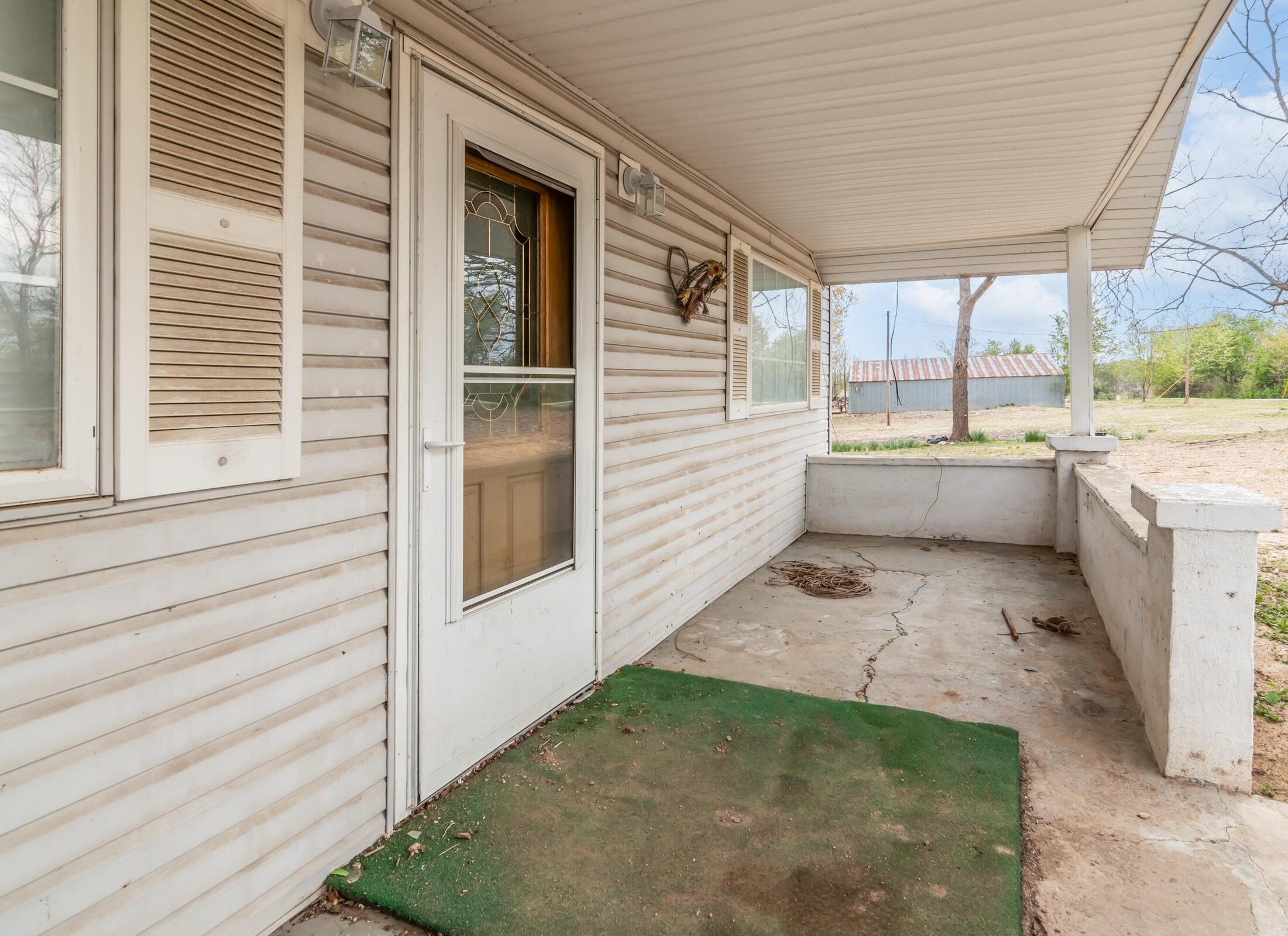 21461 Needles Eye Road Property Photo 6
