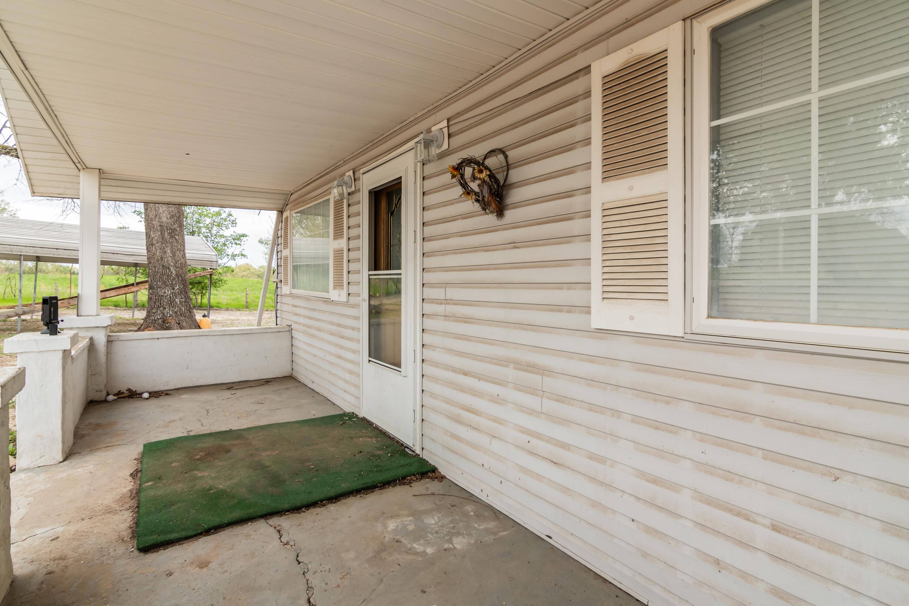 21461 Needles Eye Road Property Photo 7