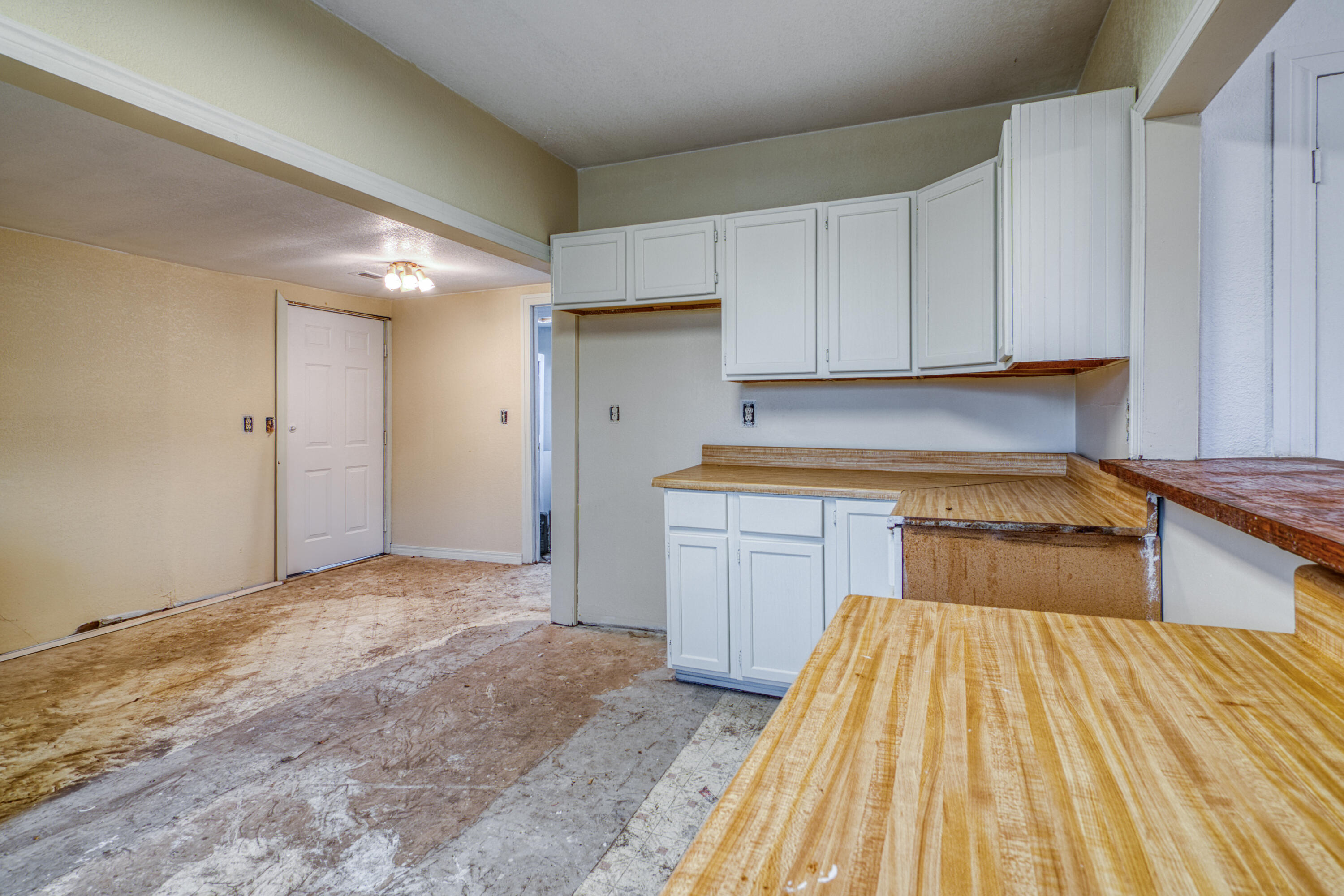 21461 Needles Eye Road Property Photo 11