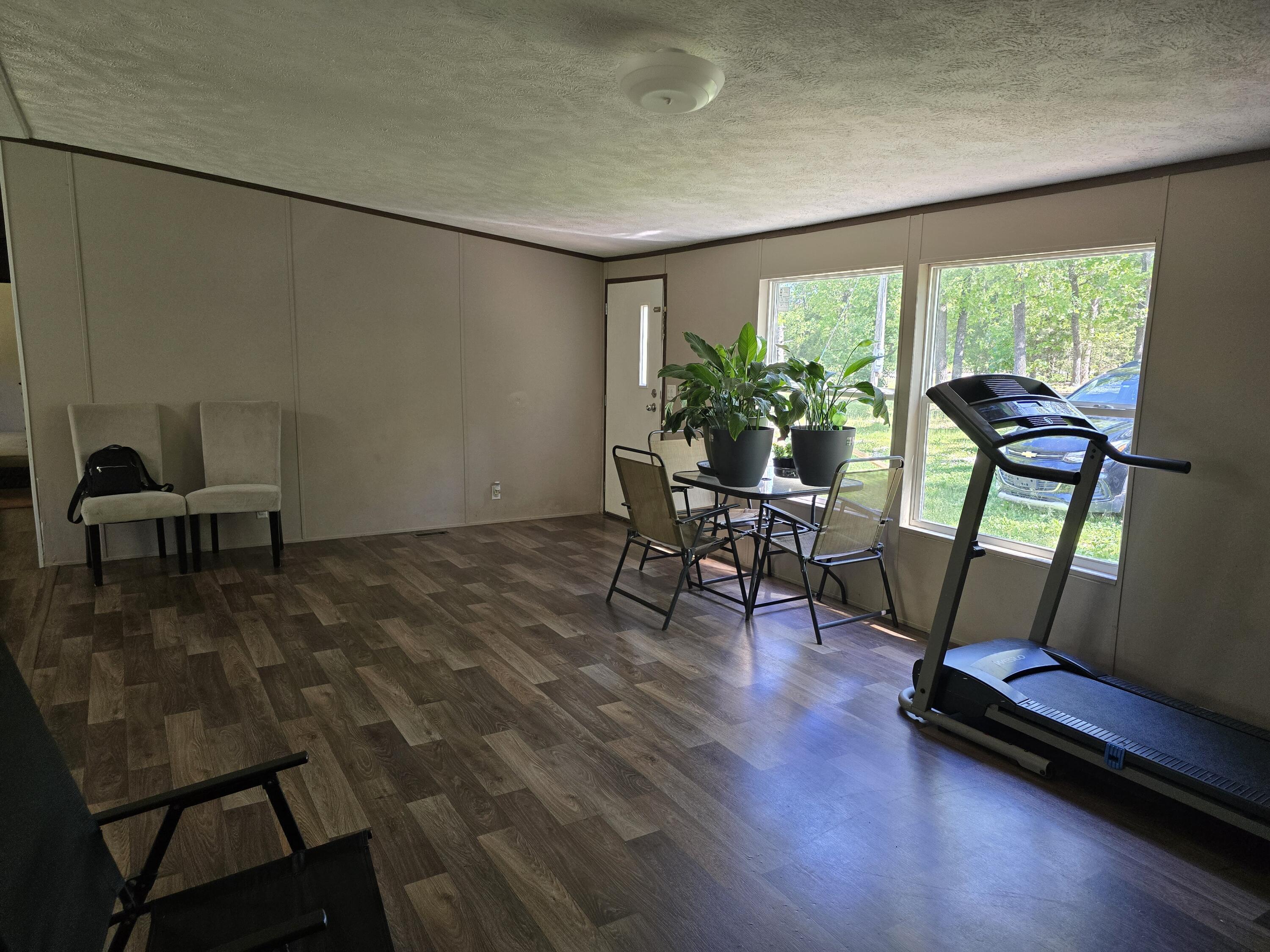 285 Lace Loop Property Photo 3