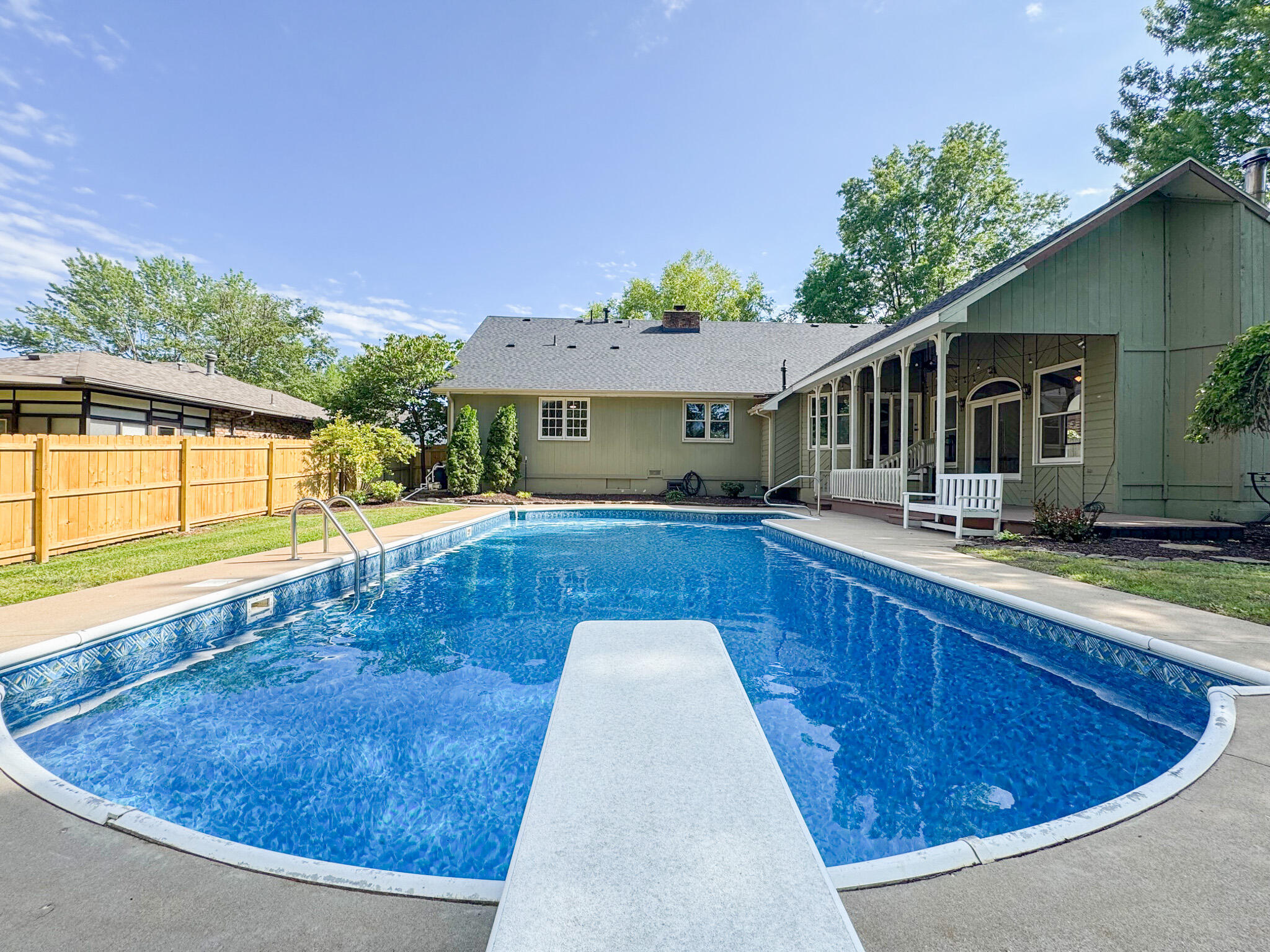 1831 East Woodbine Street Property Photo 3